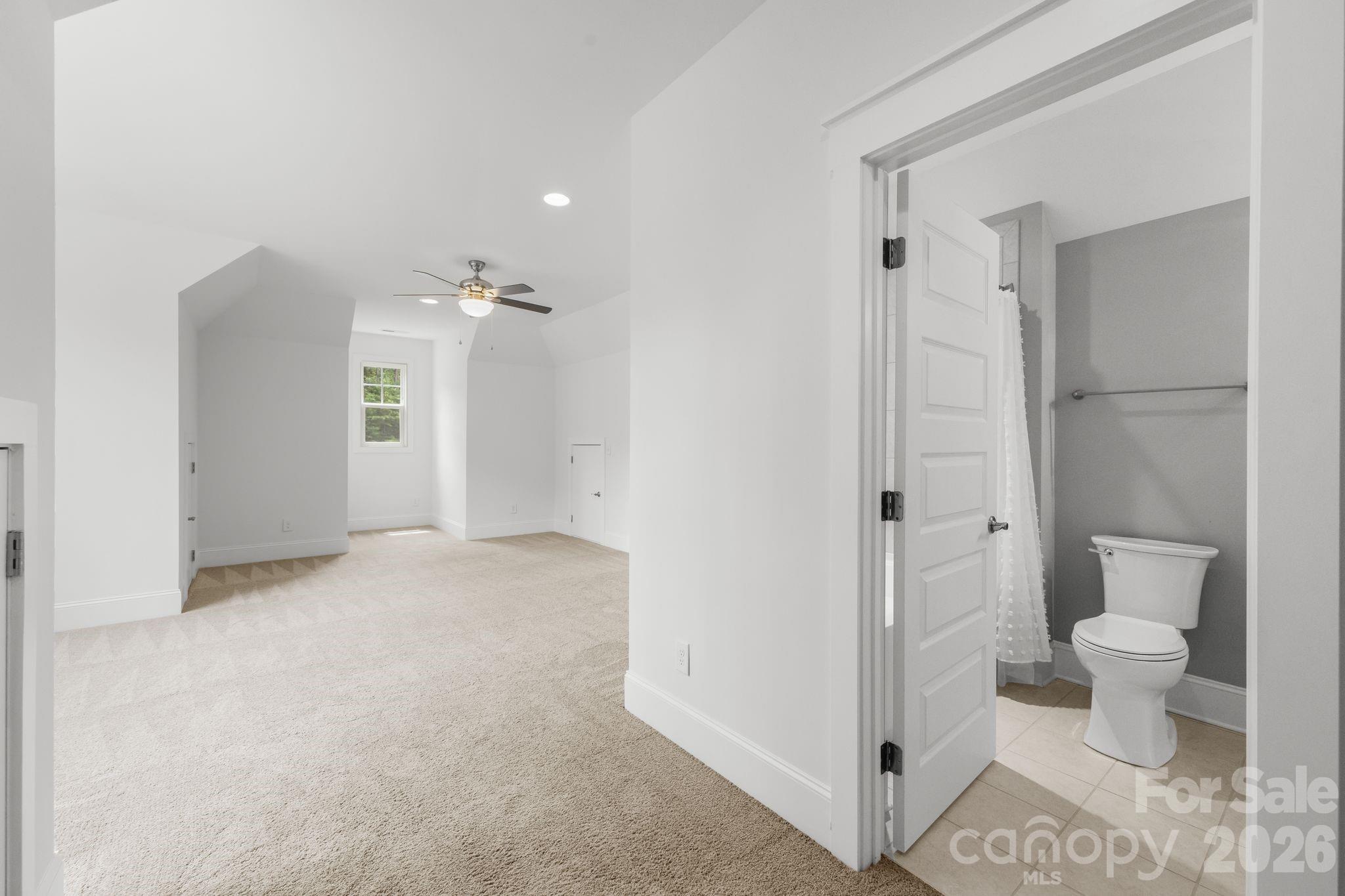 3207 James Plantation Drive