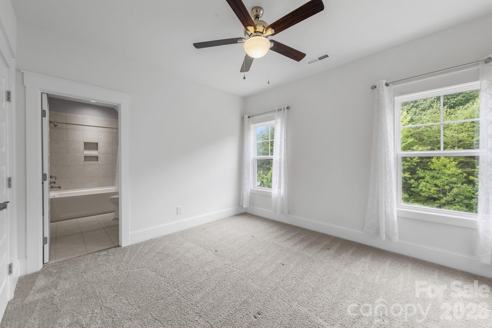 3207 James Plantation Drive