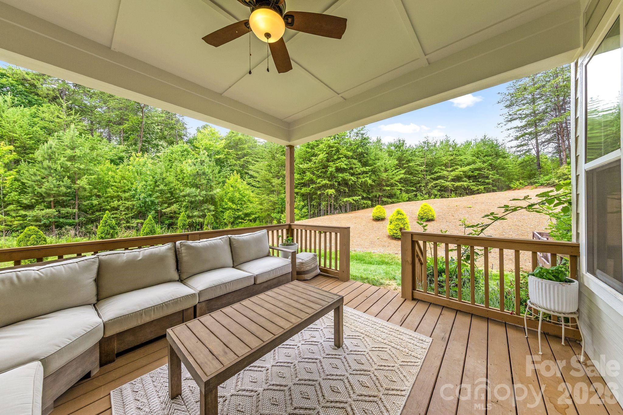 3207 James Plantation Drive