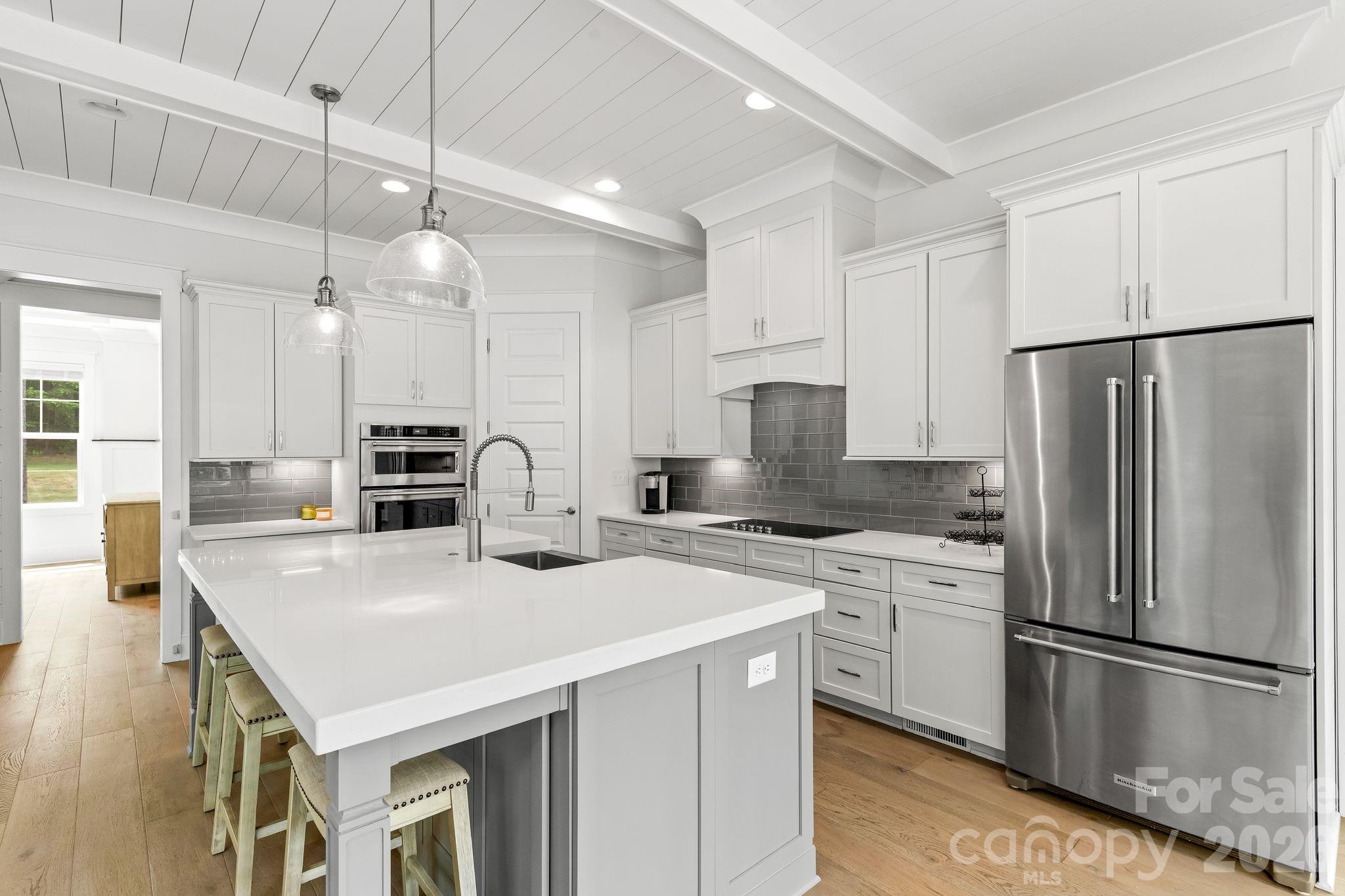 3207 James Plantation Drive
