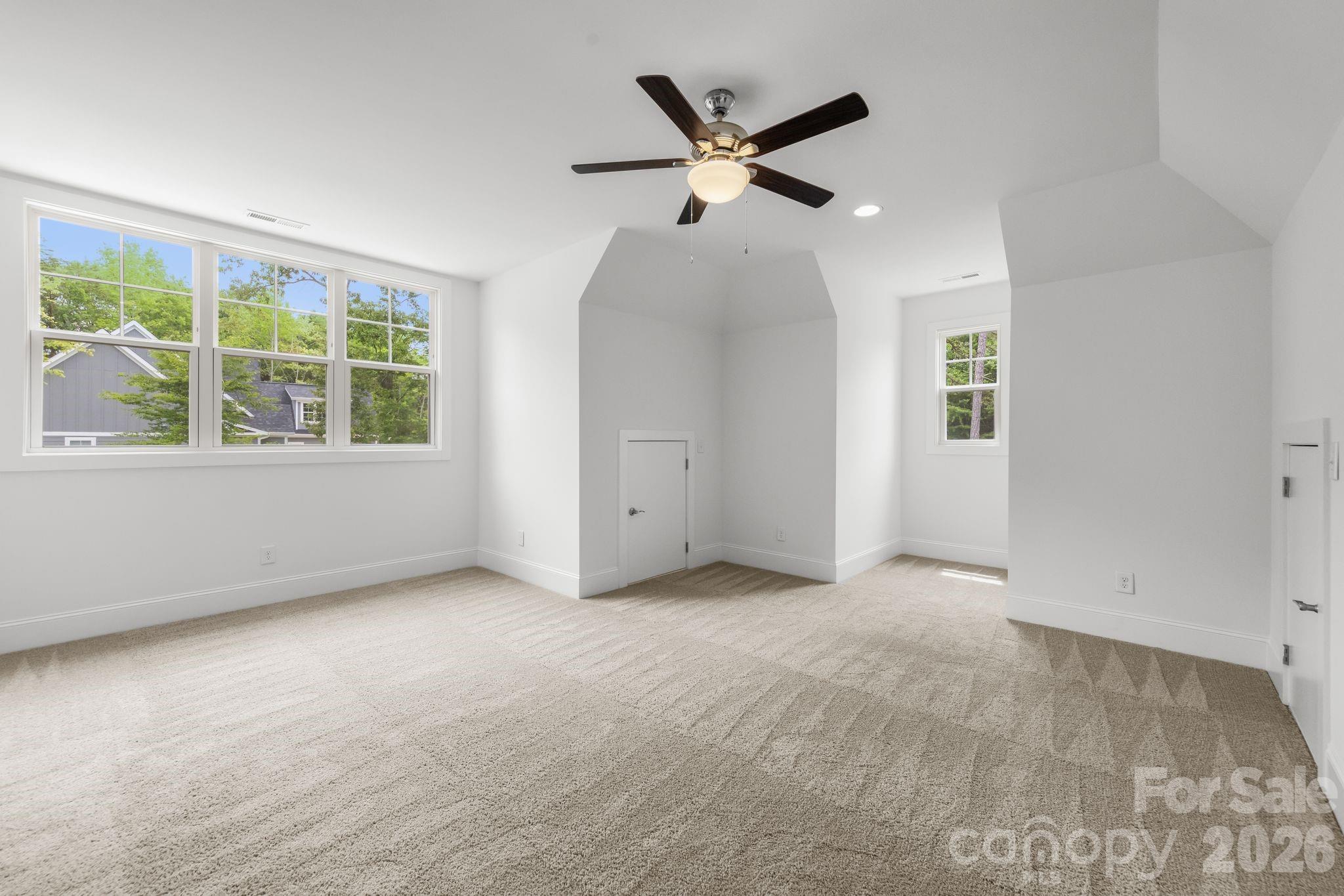 3207 James Plantation Drive
