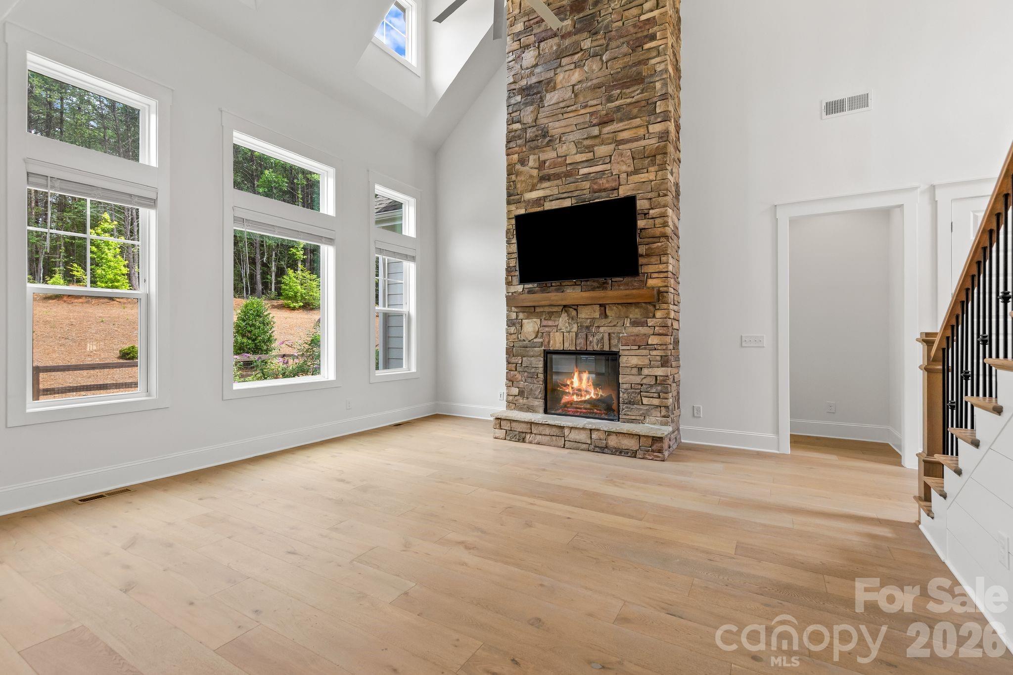 3207 James Plantation Drive