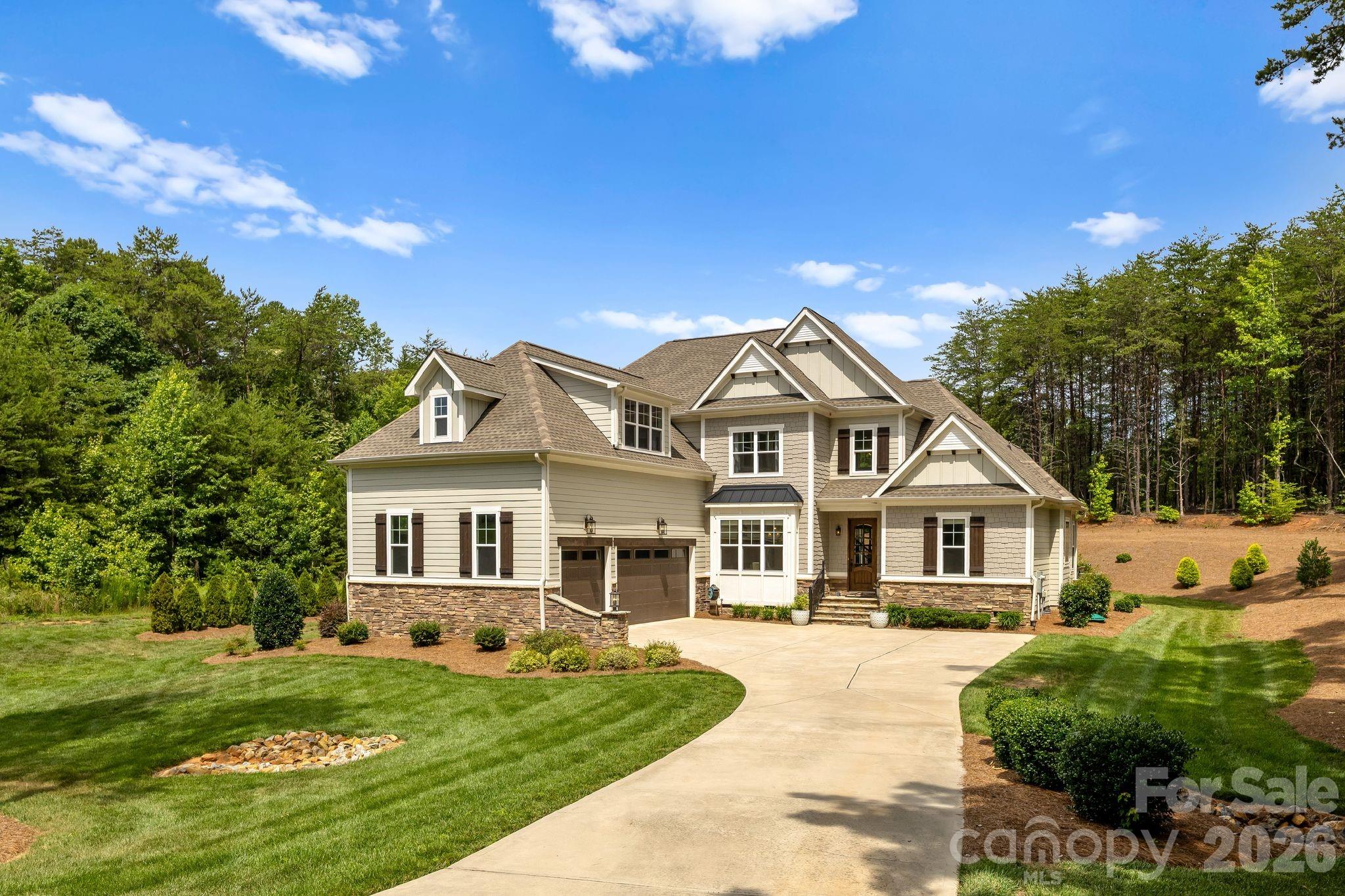 3207 James Plantation Drive
