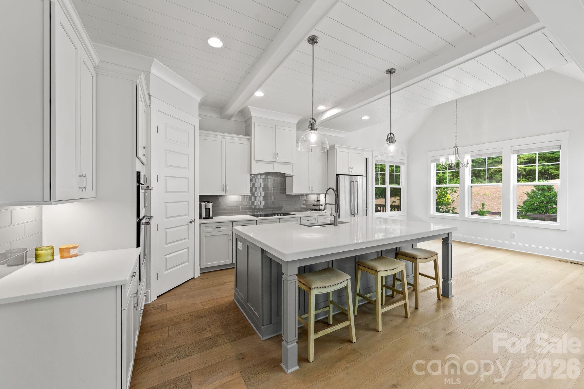3207 James Plantation Drive
