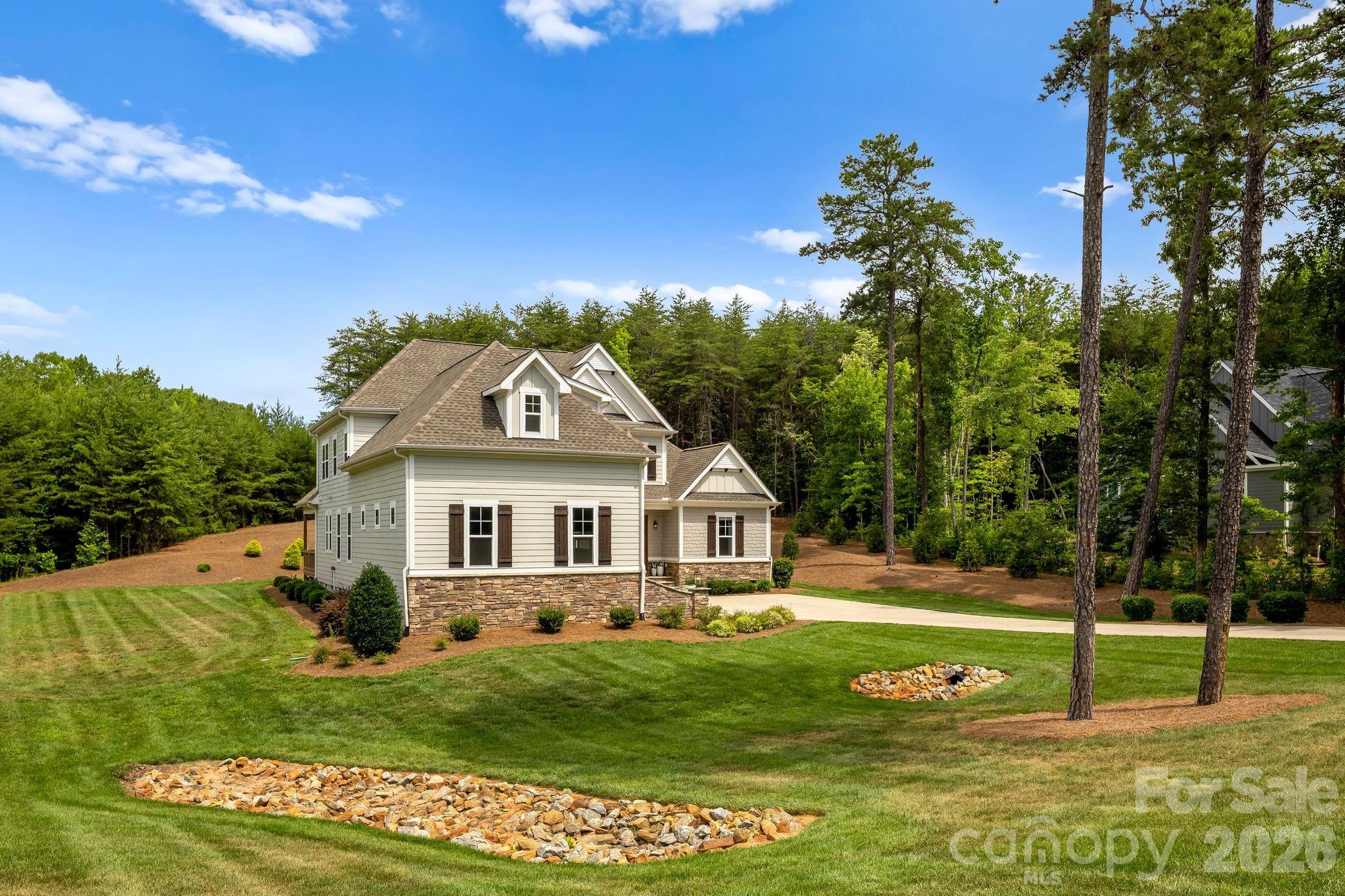 3207 James Plantation Drive