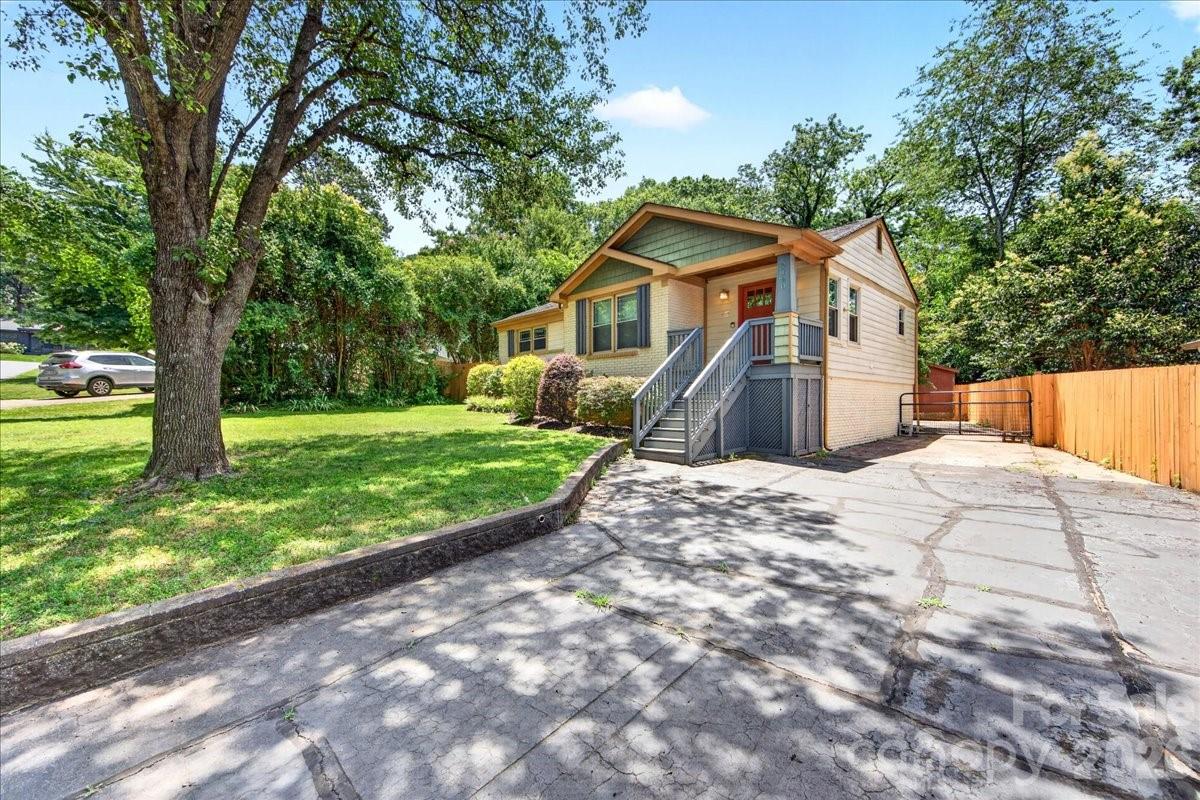 2120 Dalehurst Drive