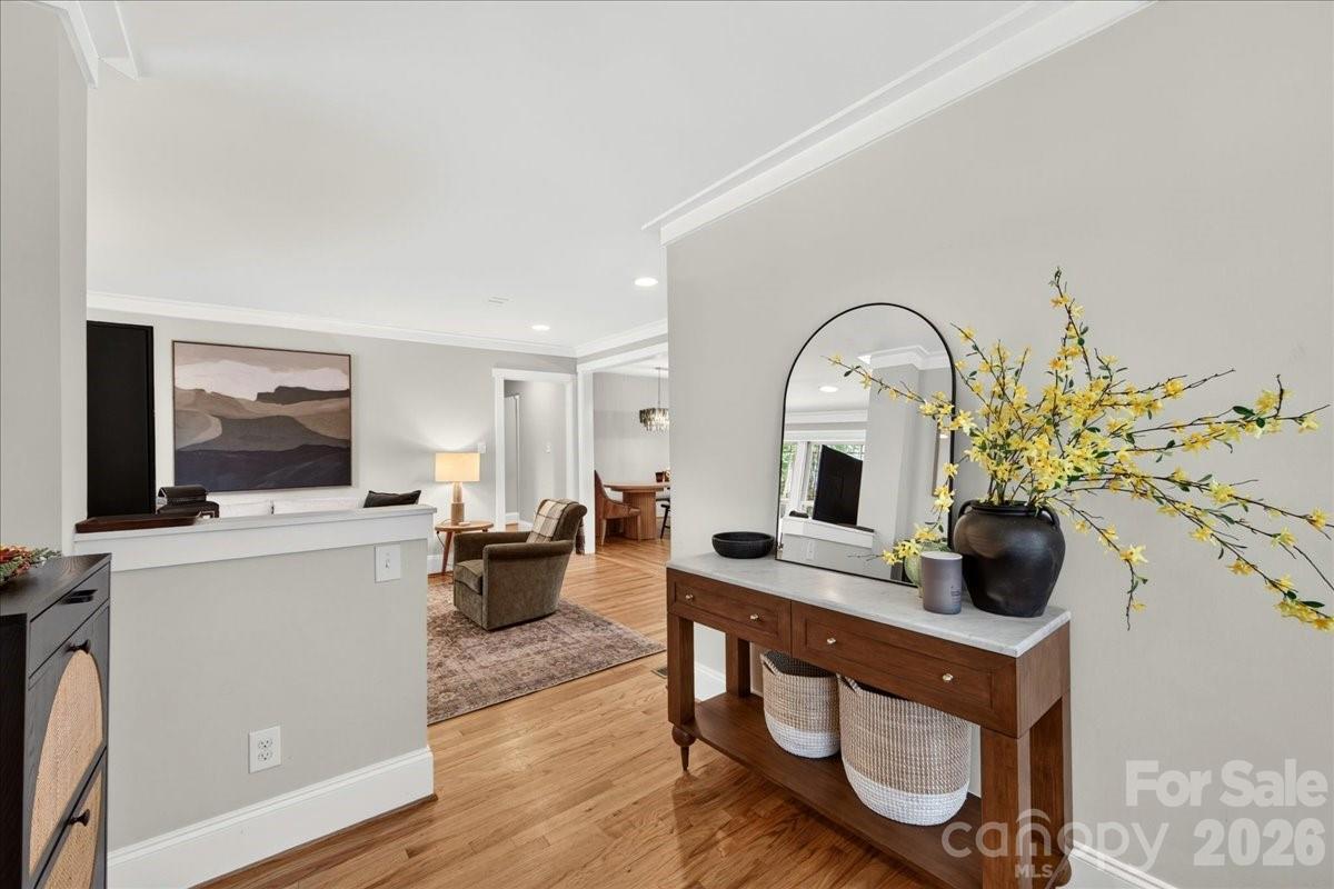 2120 Dalehurst Drive