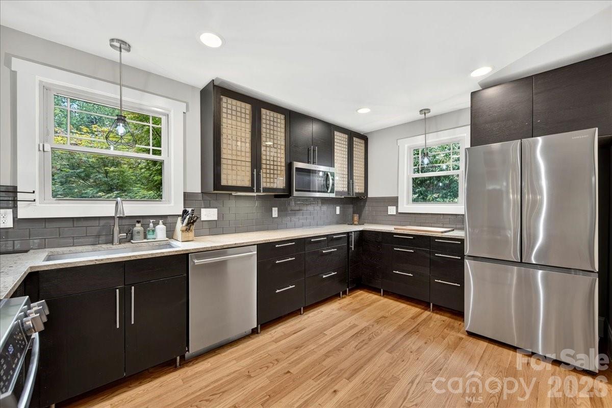 2120 Dalehurst Drive