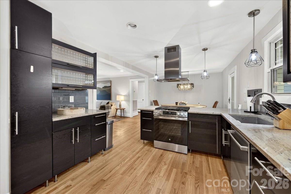 2120 Dalehurst Drive