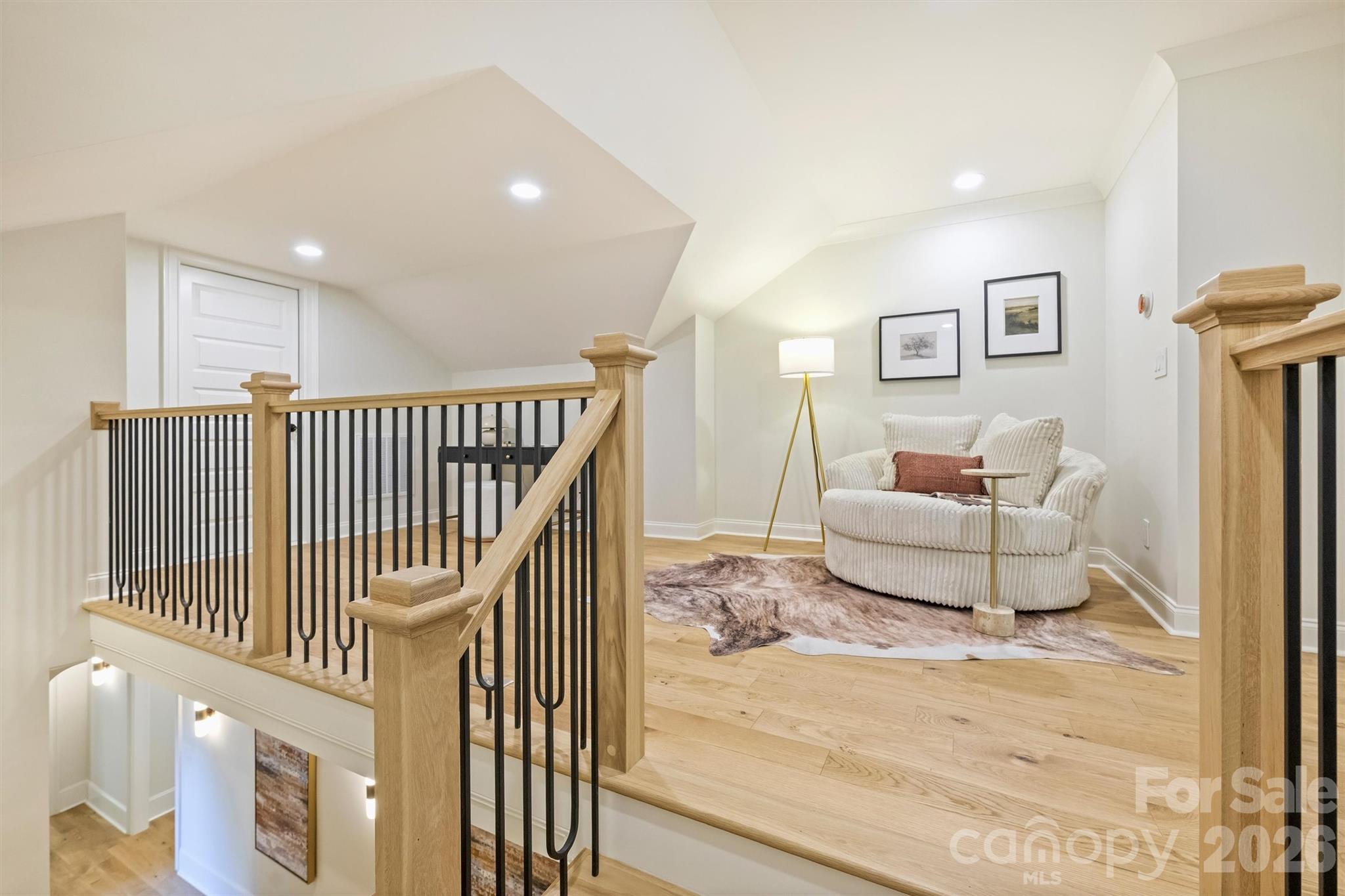 509 E Tremont Avenue