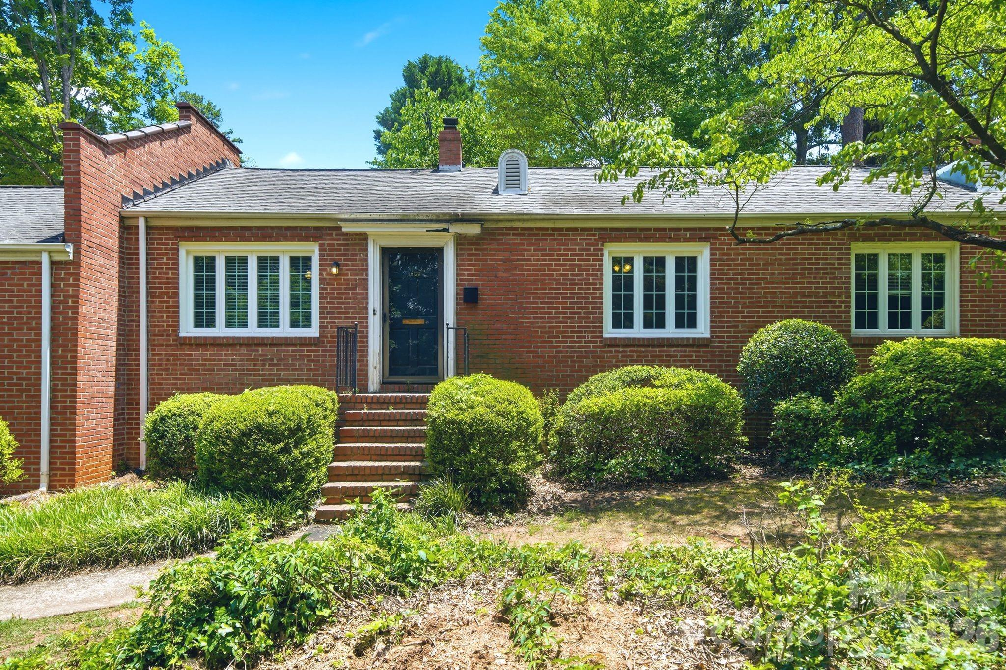1833 Jameston Drive