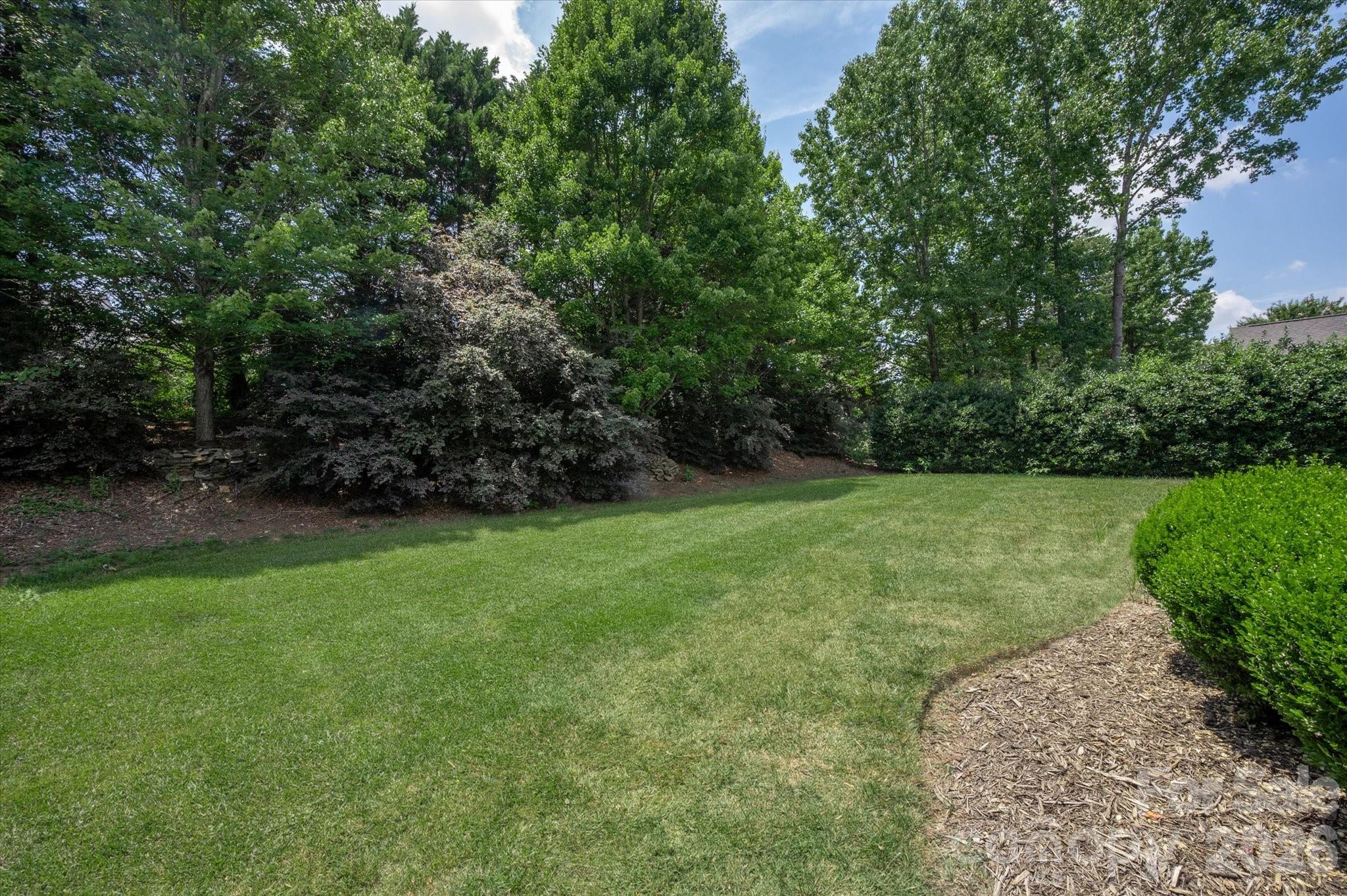 902 Lillieshall Road