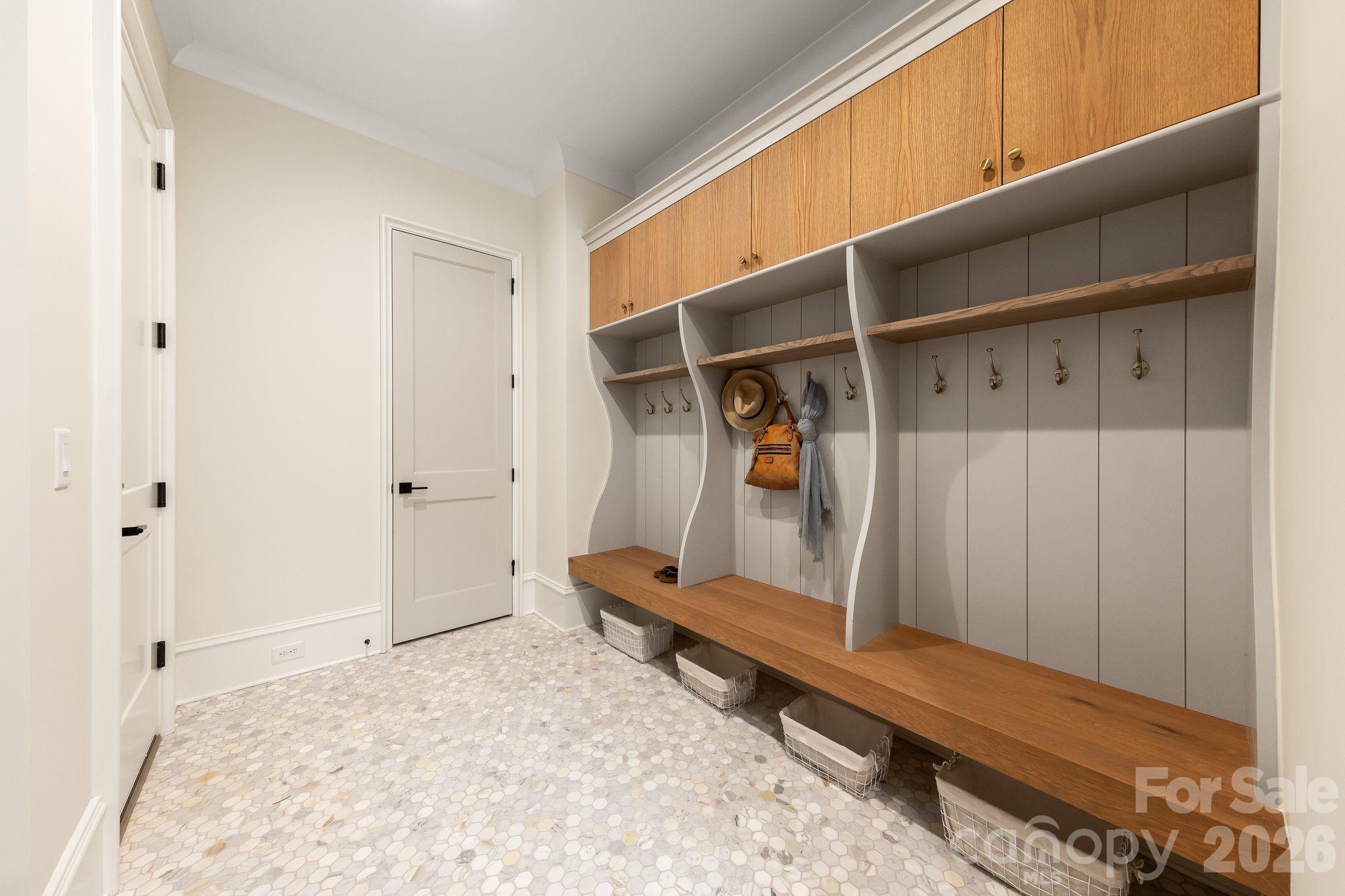 5555 Lansing Drive