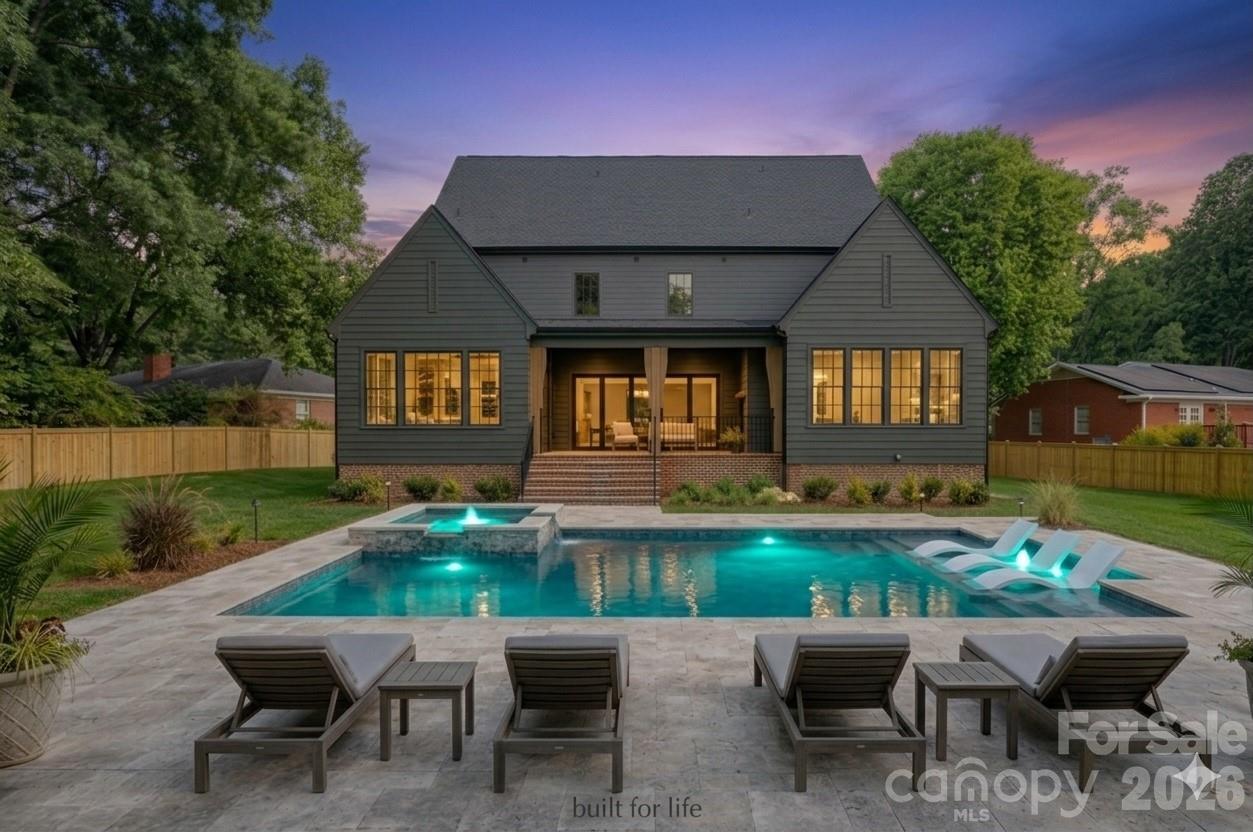 5555 Lansing Drive