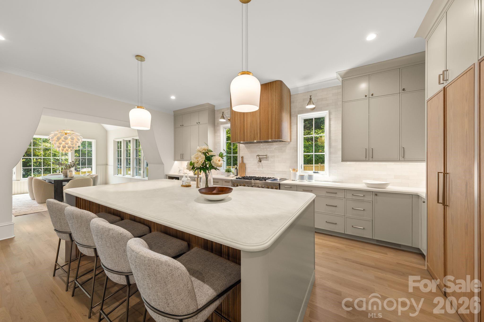 5555 Lansing Drive