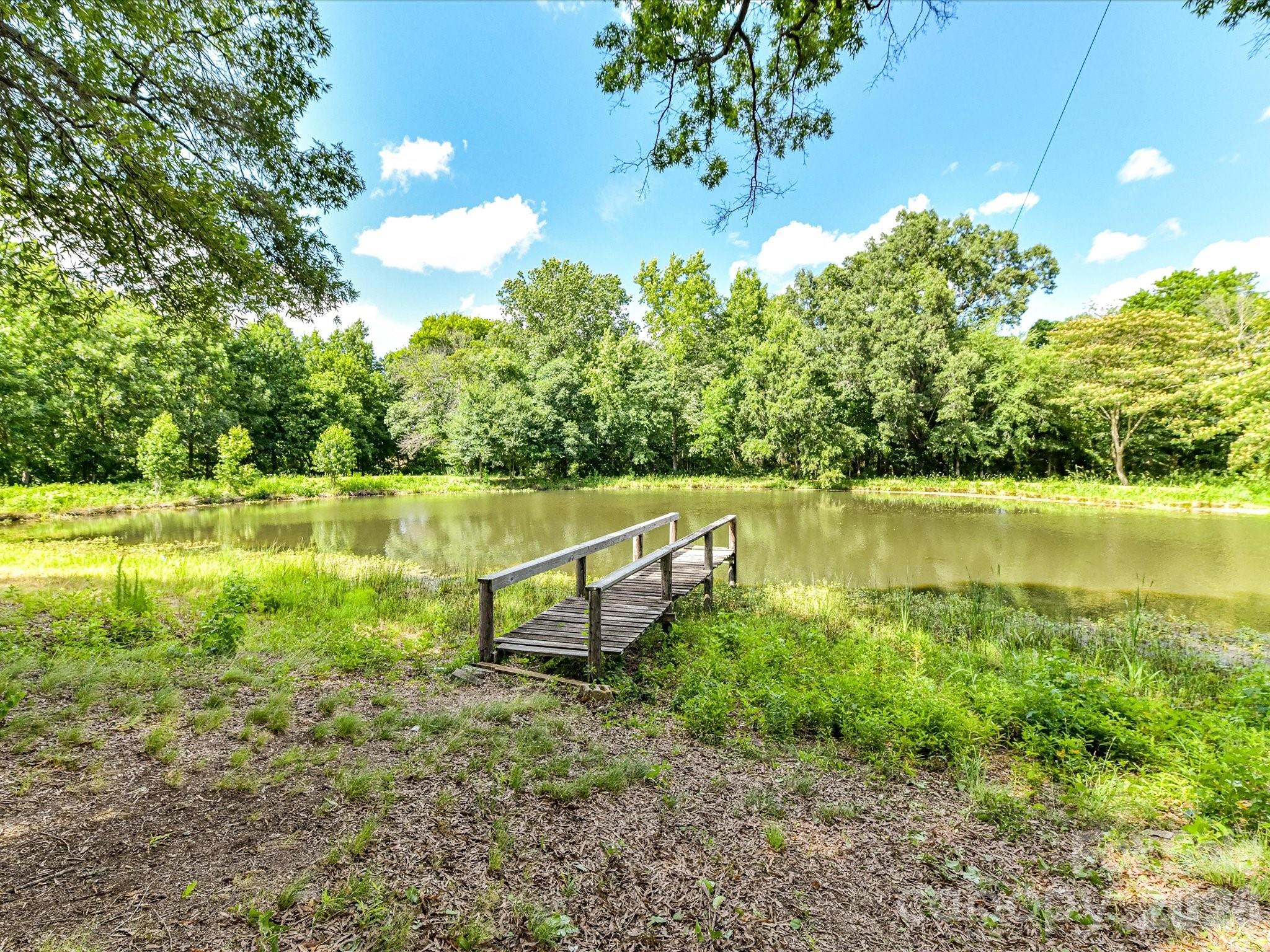 5710 Lander Benton Road