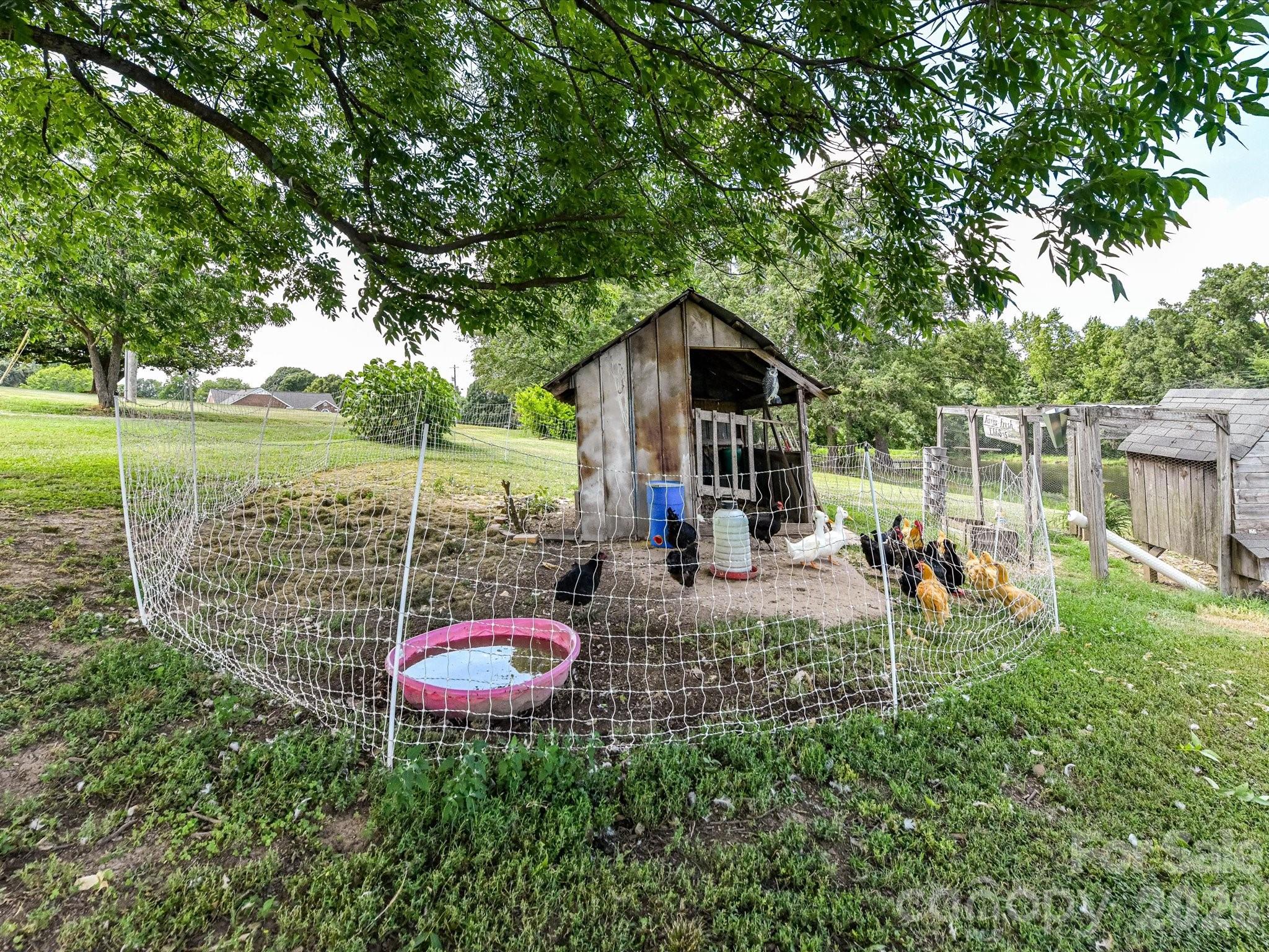 5710 Lander Benton Road