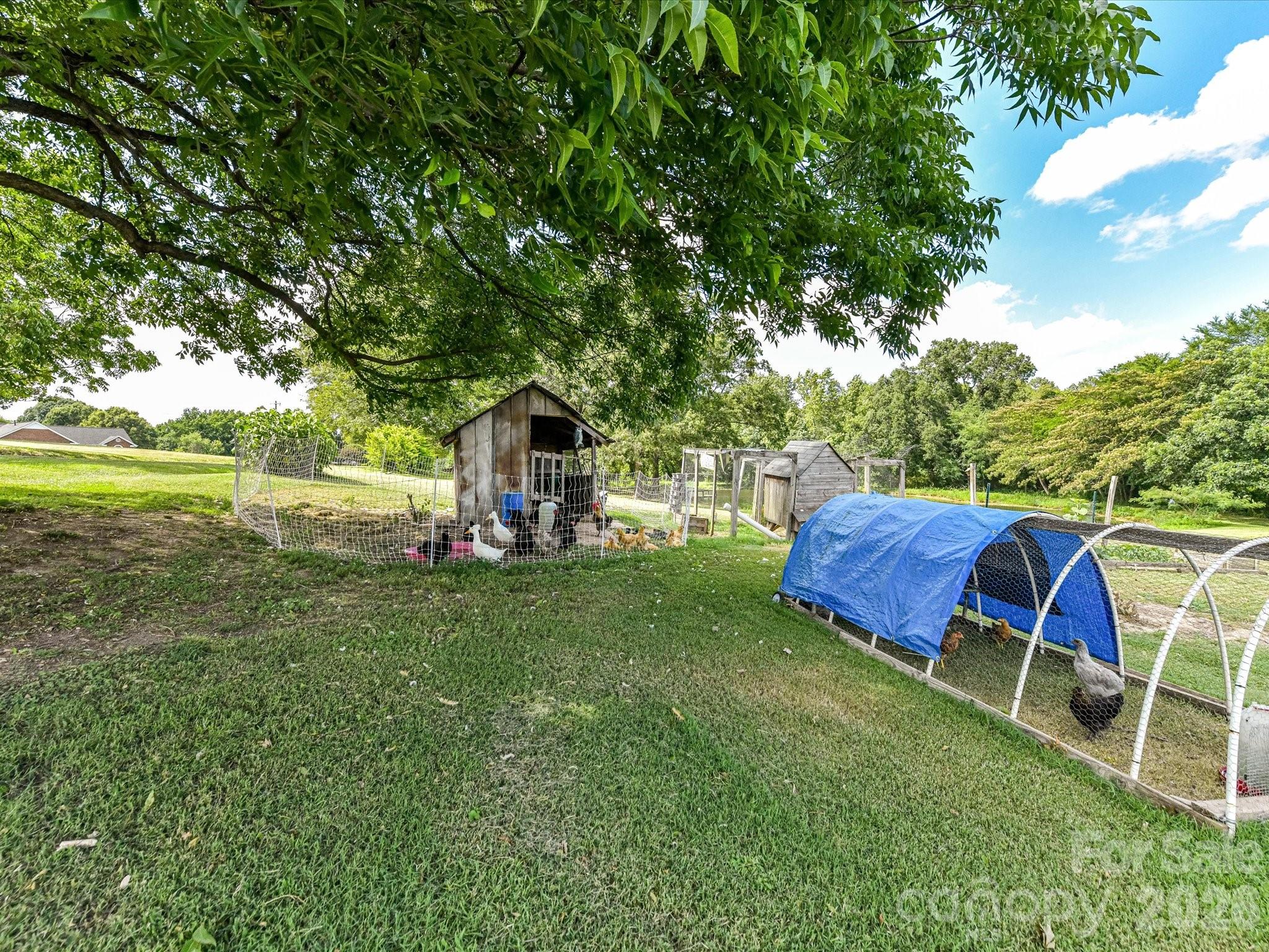 5710 Lander Benton Road