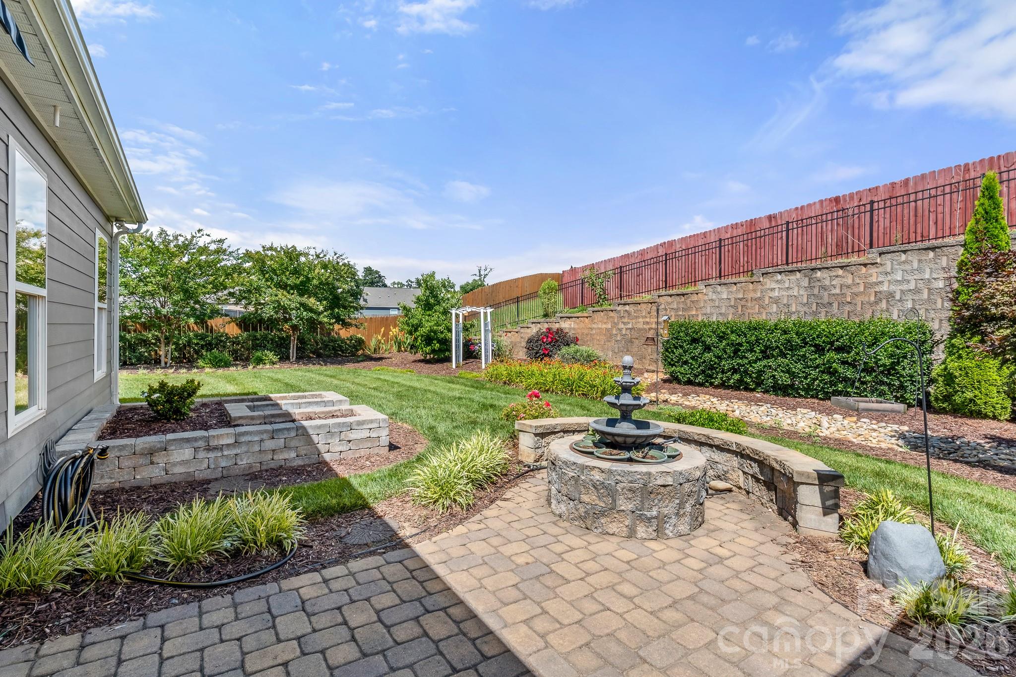 115 Morden Loop