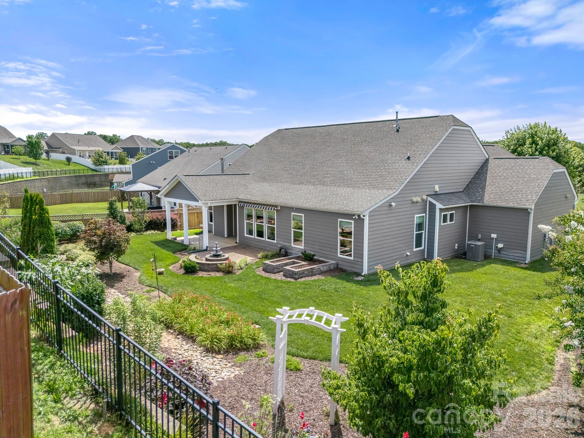 115 Morden Loop