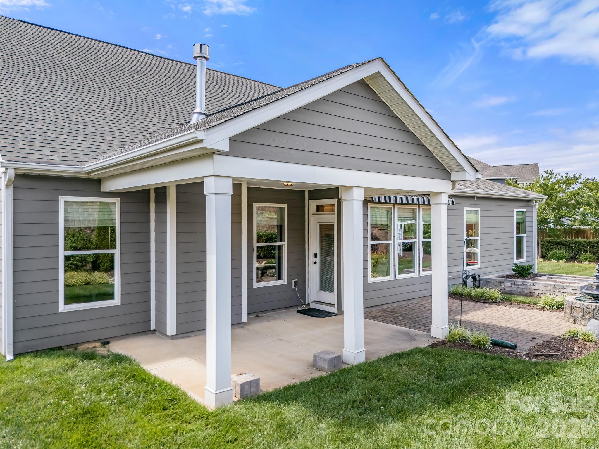 115 Morden Loop