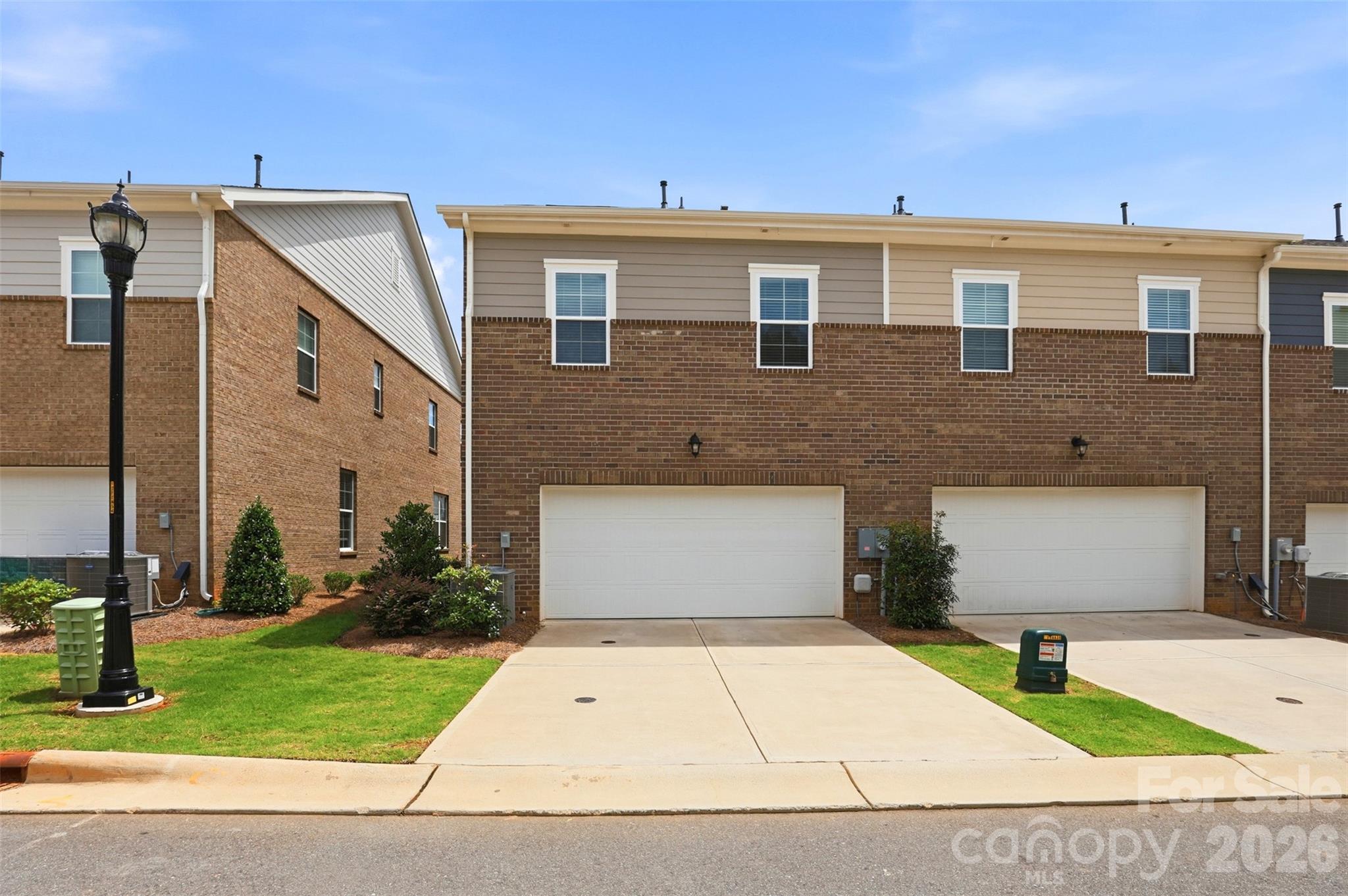 5500 Kinsbridge Drive