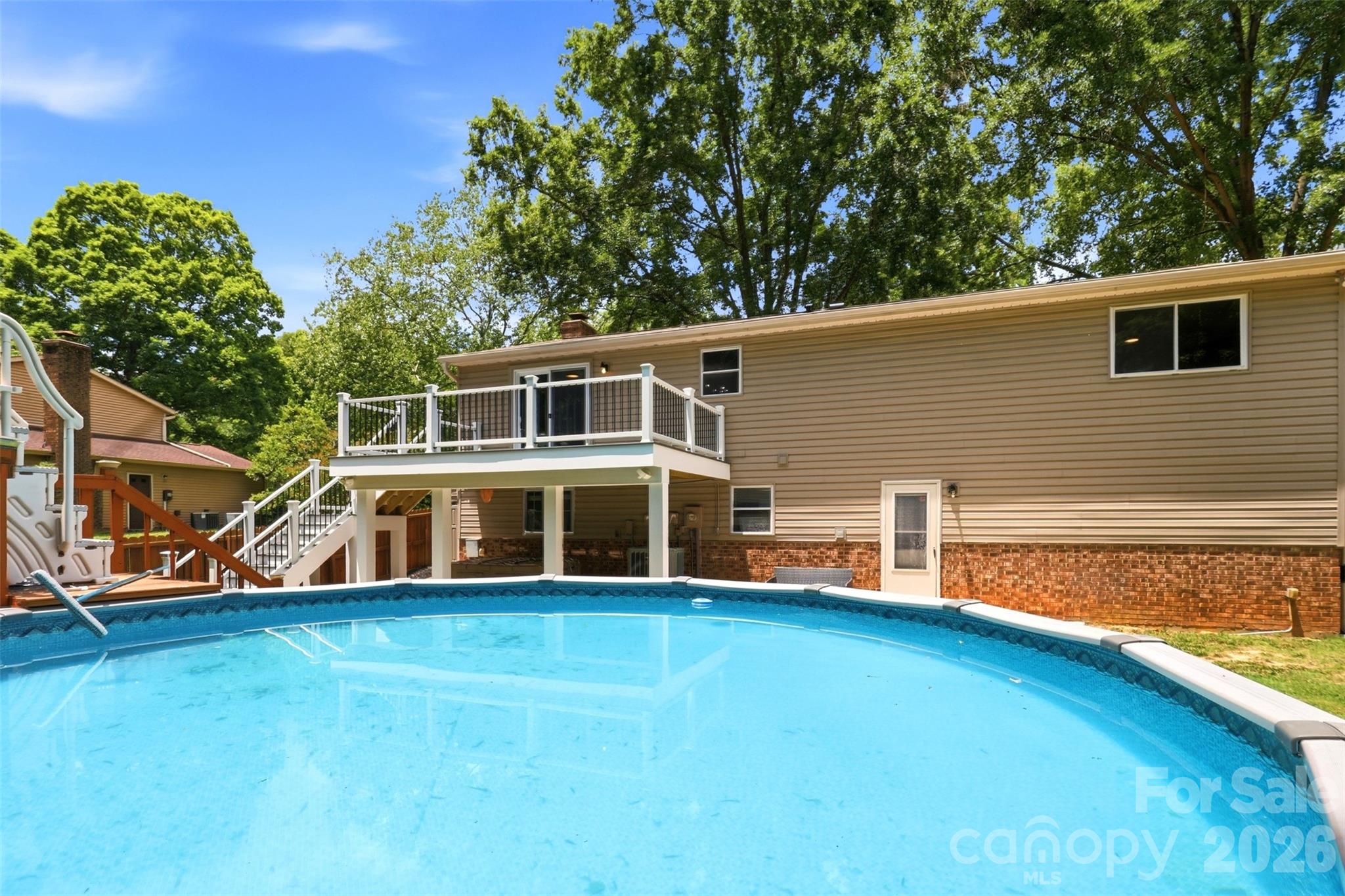 716 Regency Drive