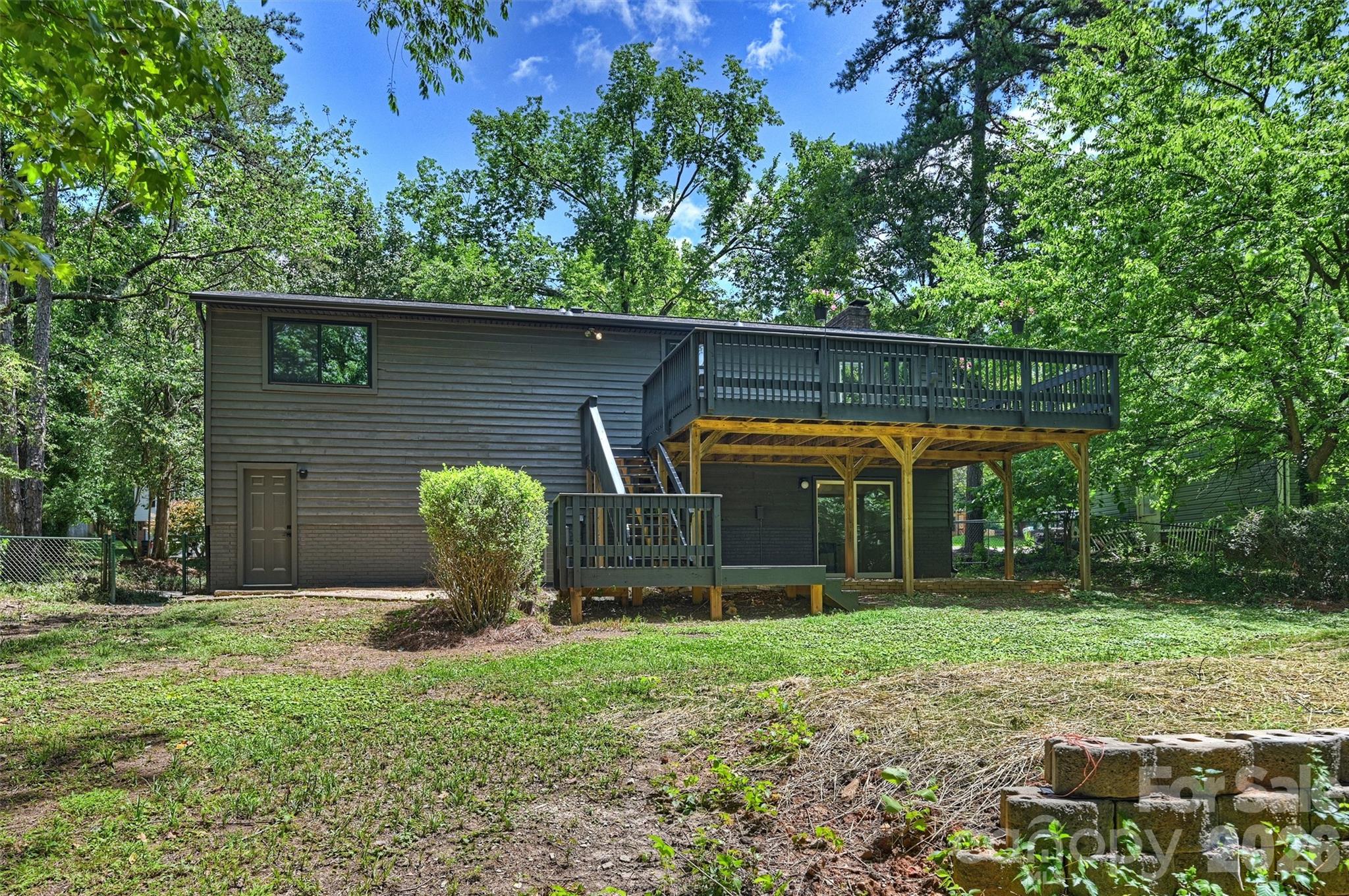 7323 Rollingridge Drive