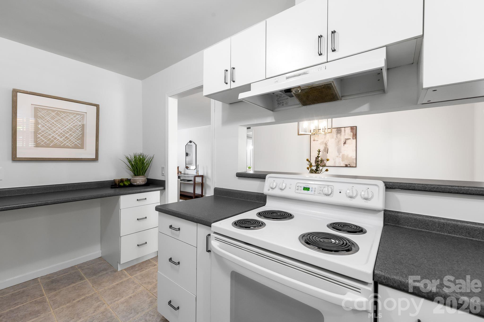 2630 Park Road Unit: F