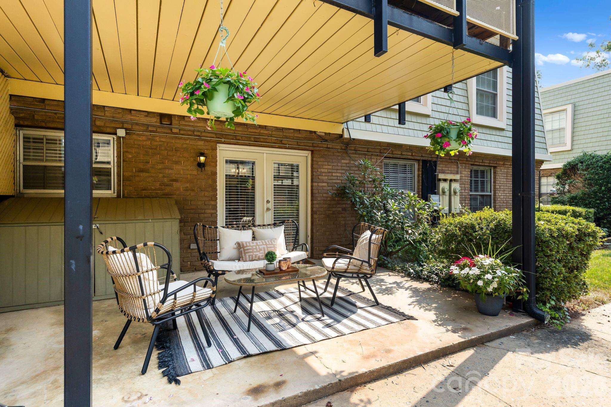 2630 Park Road Unit: F