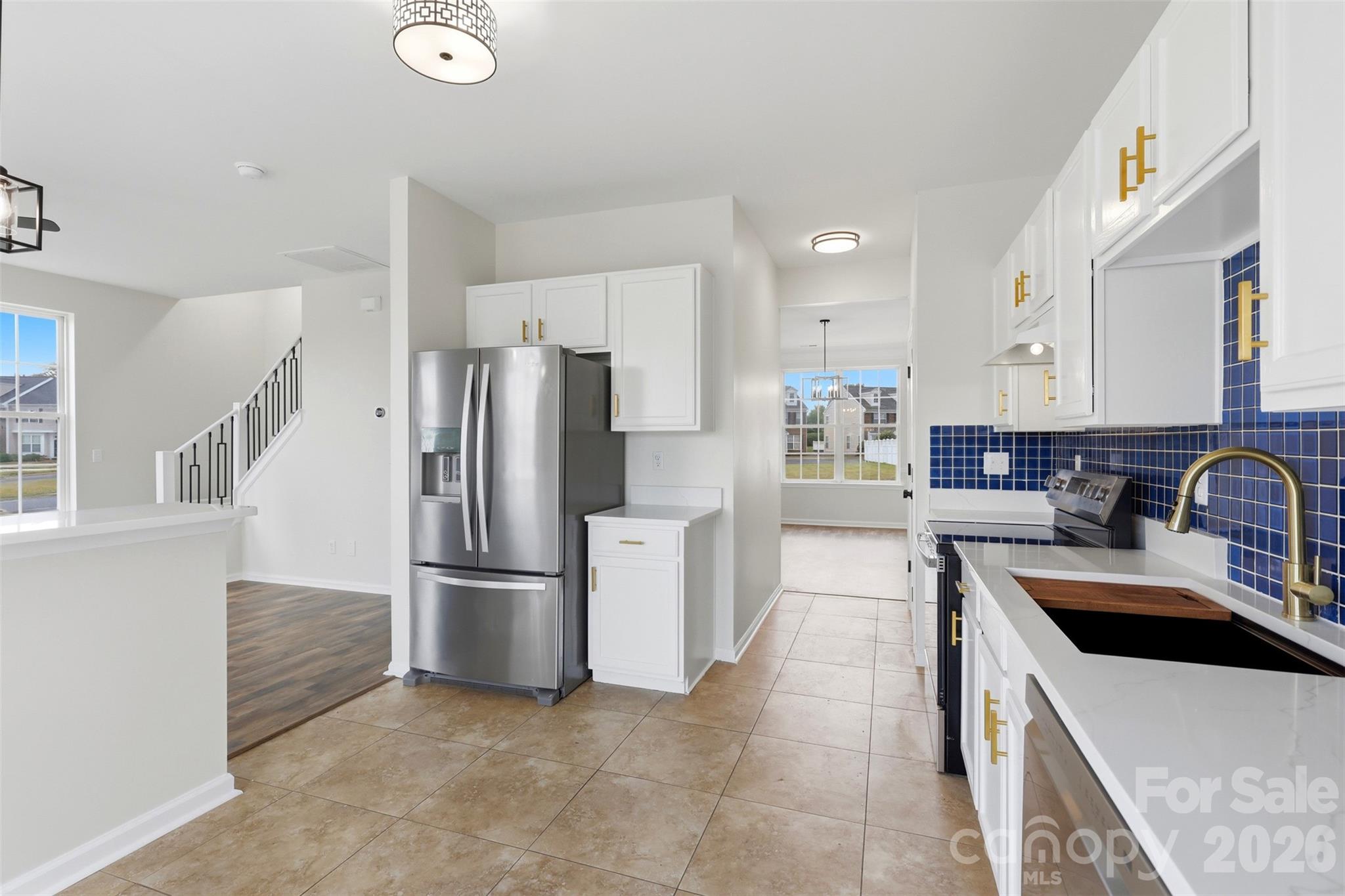 7539 Bluff Point Lane