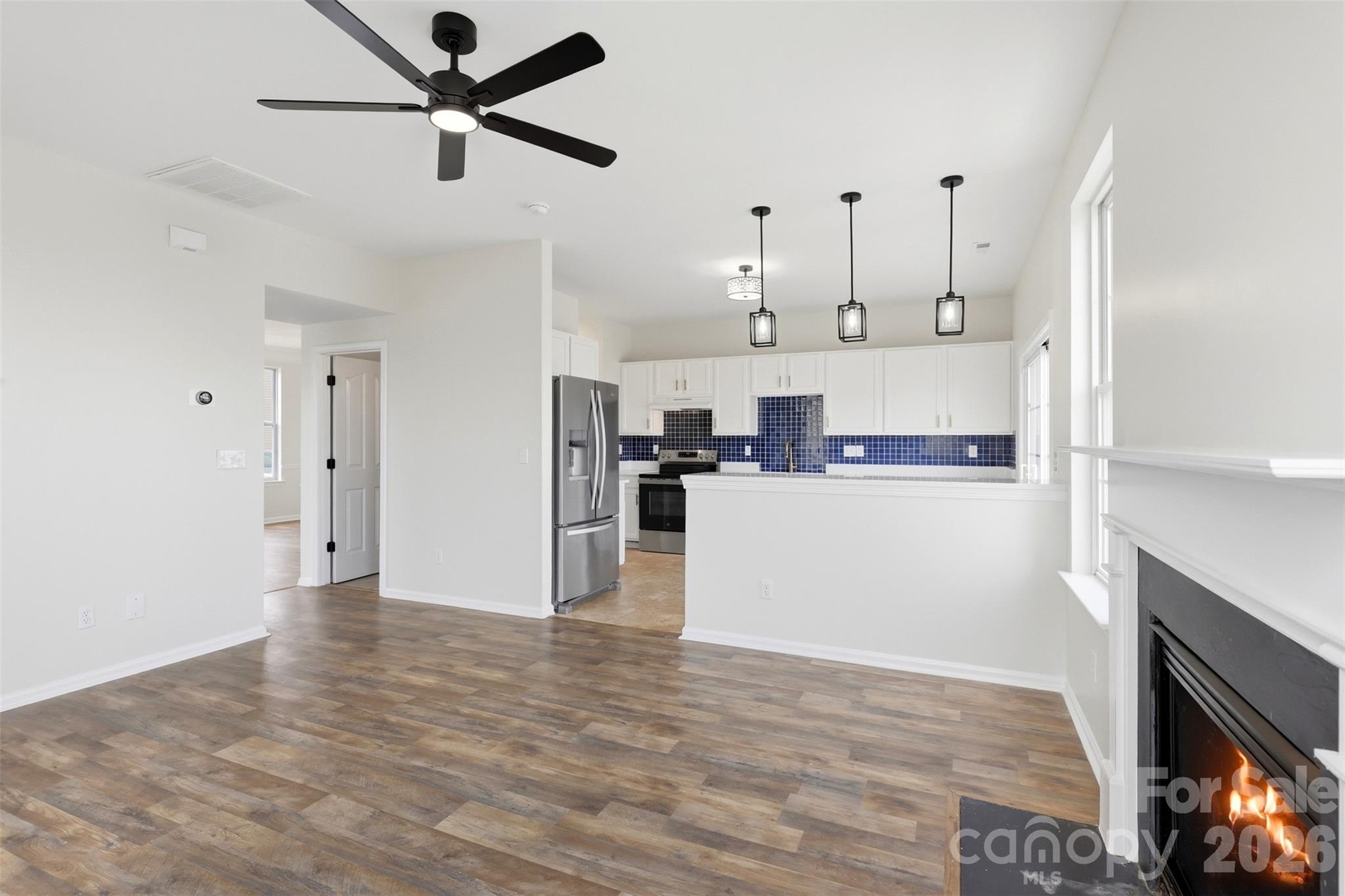7539 Bluff Point Lane