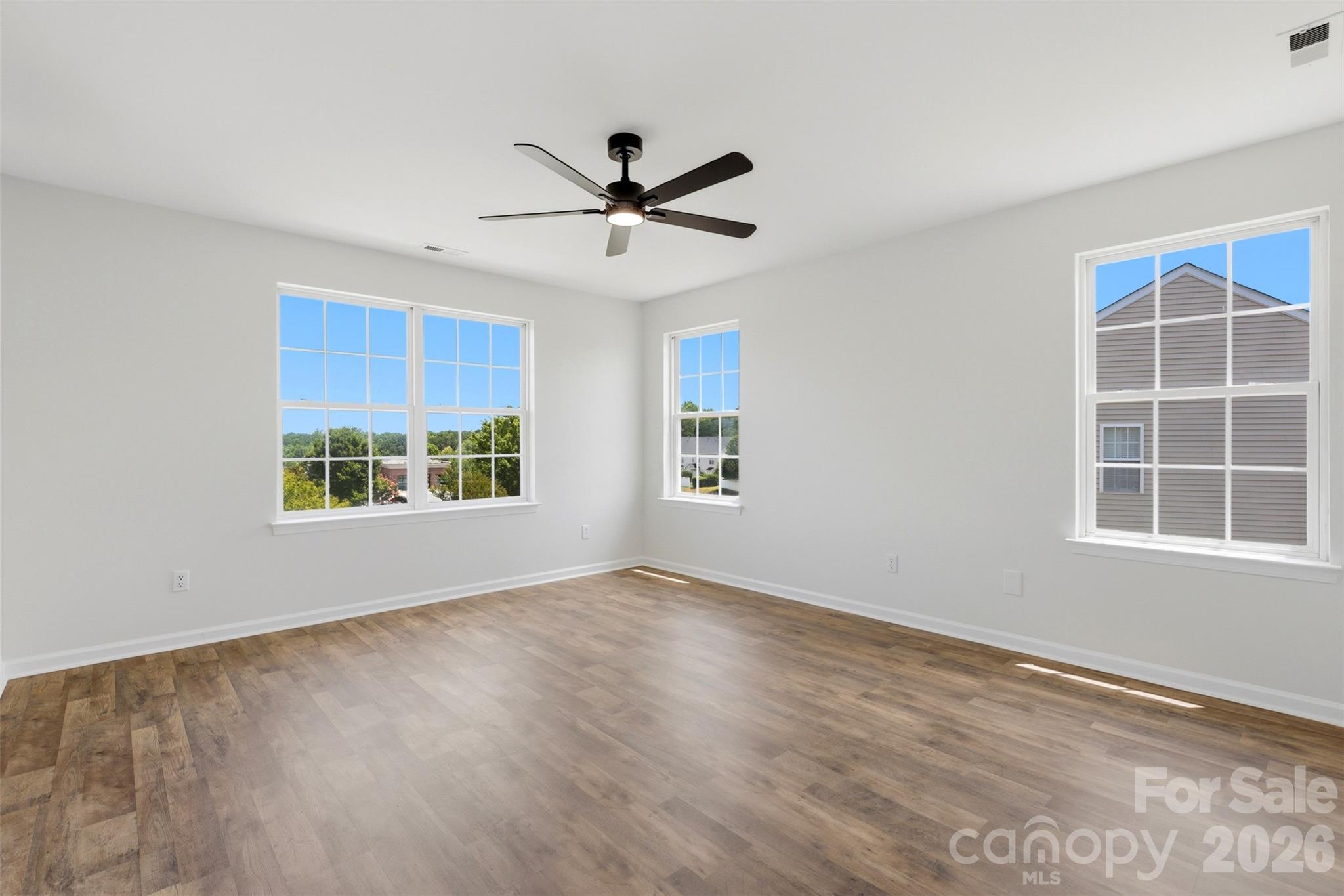 7539 Bluff Point Lane