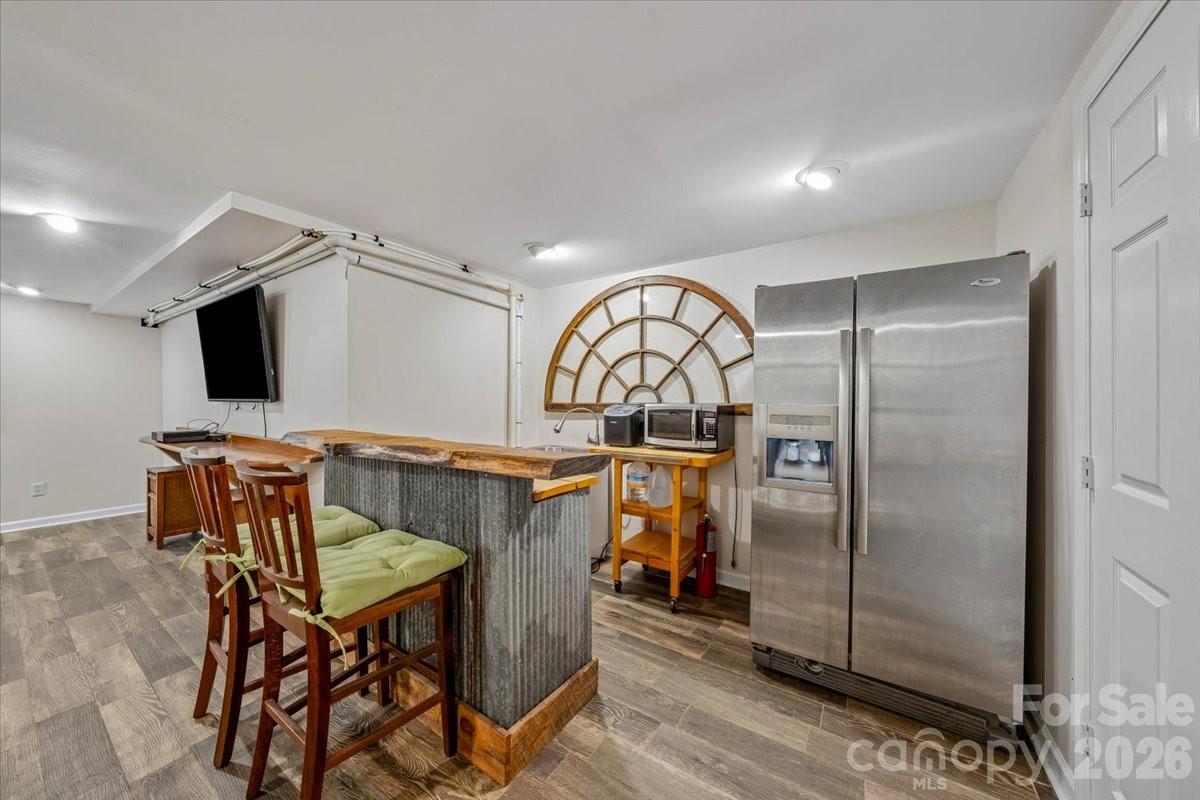 1135 Blueberry Lane