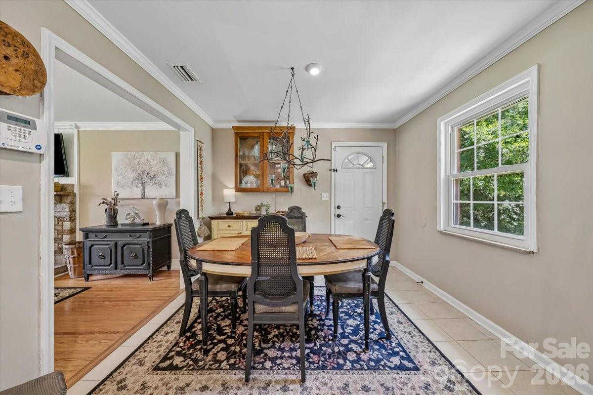 1135 Blueberry Lane