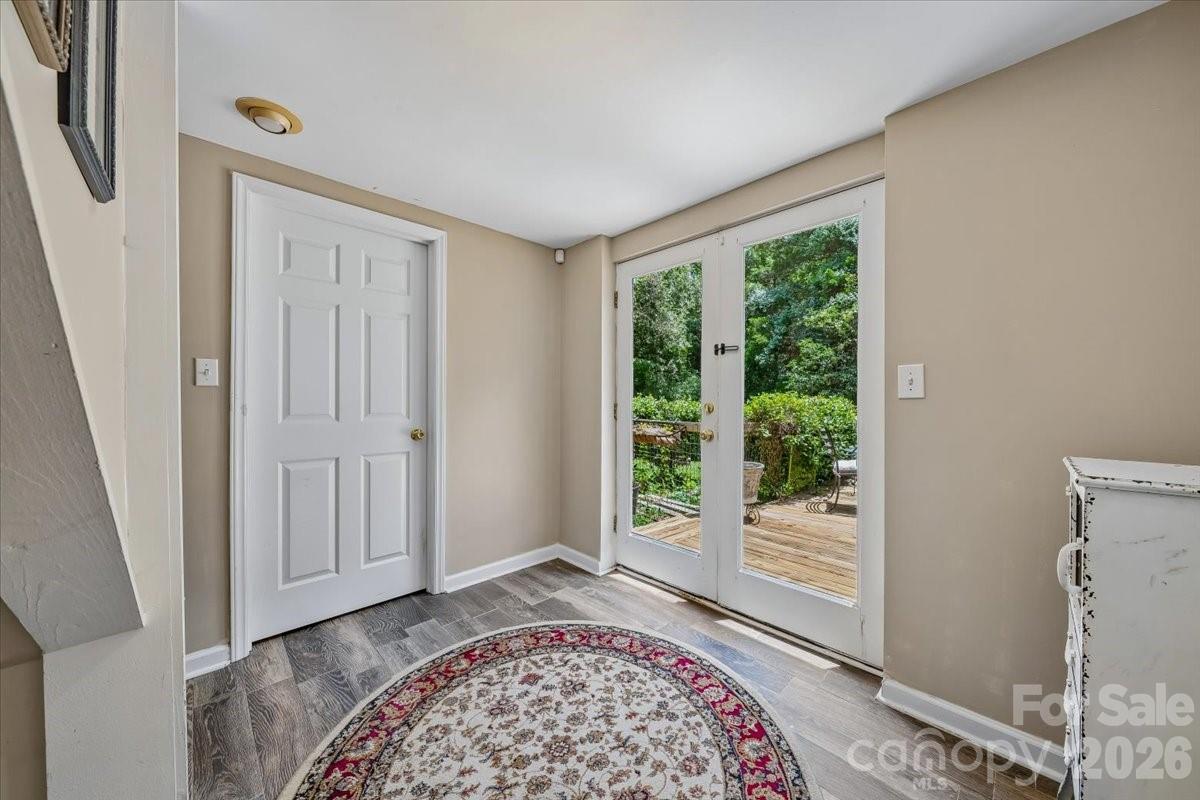 1135 Blueberry Lane