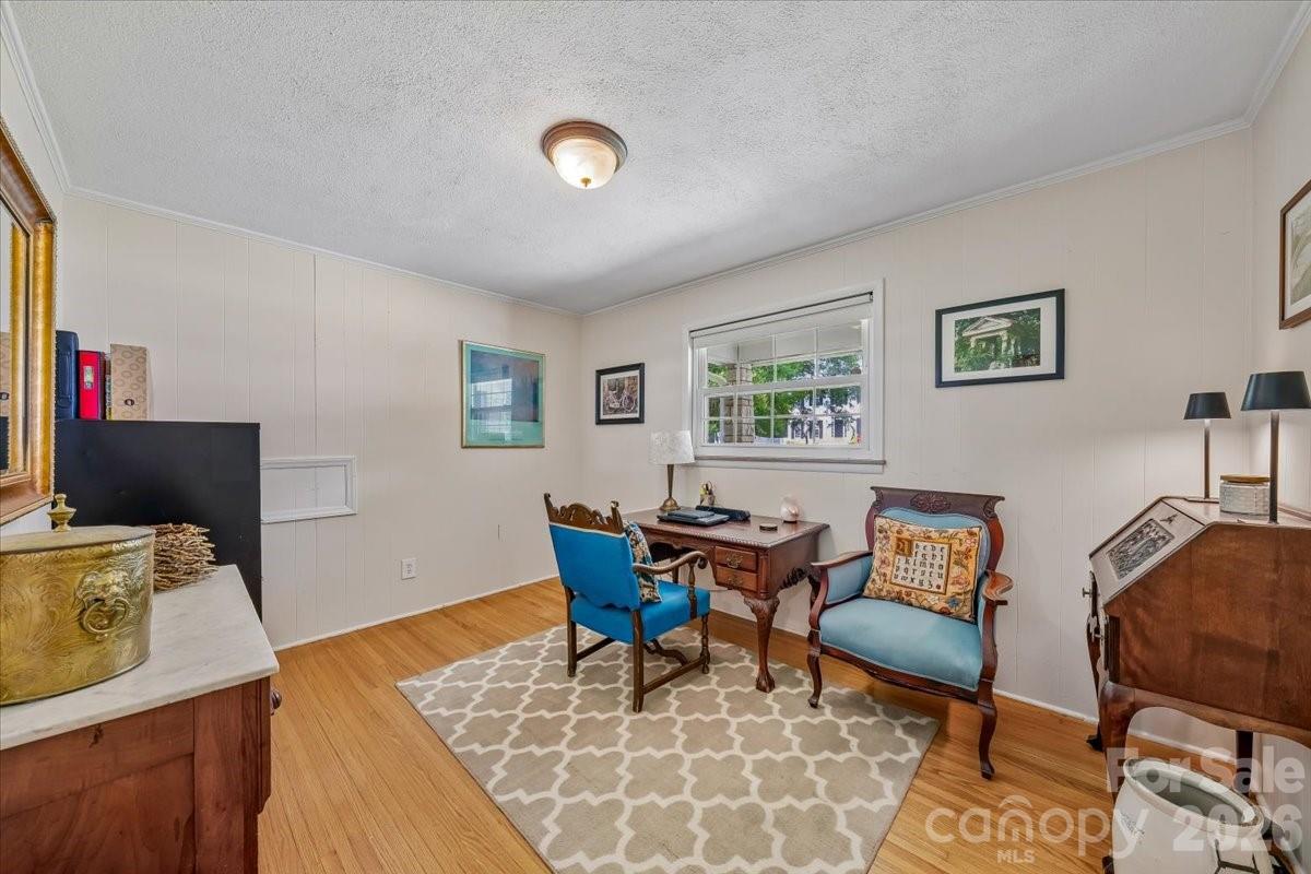 1135 Blueberry Lane