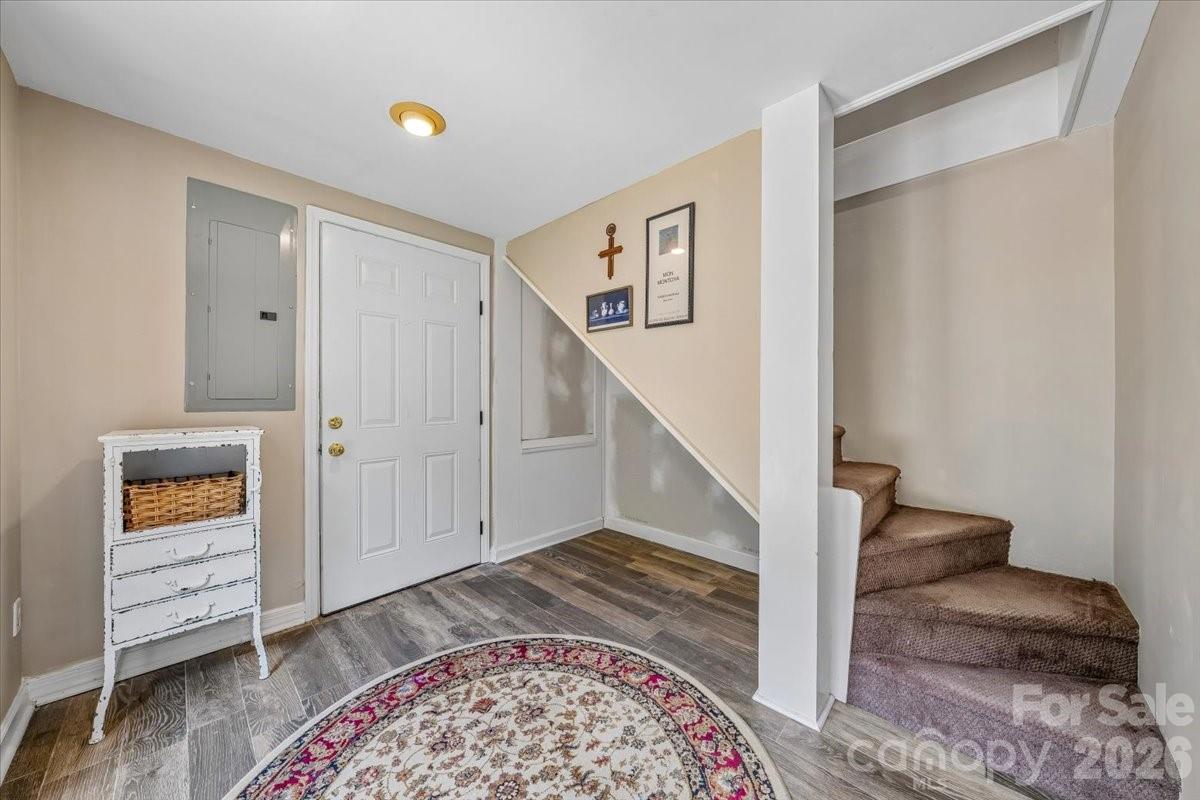 1135 Blueberry Lane