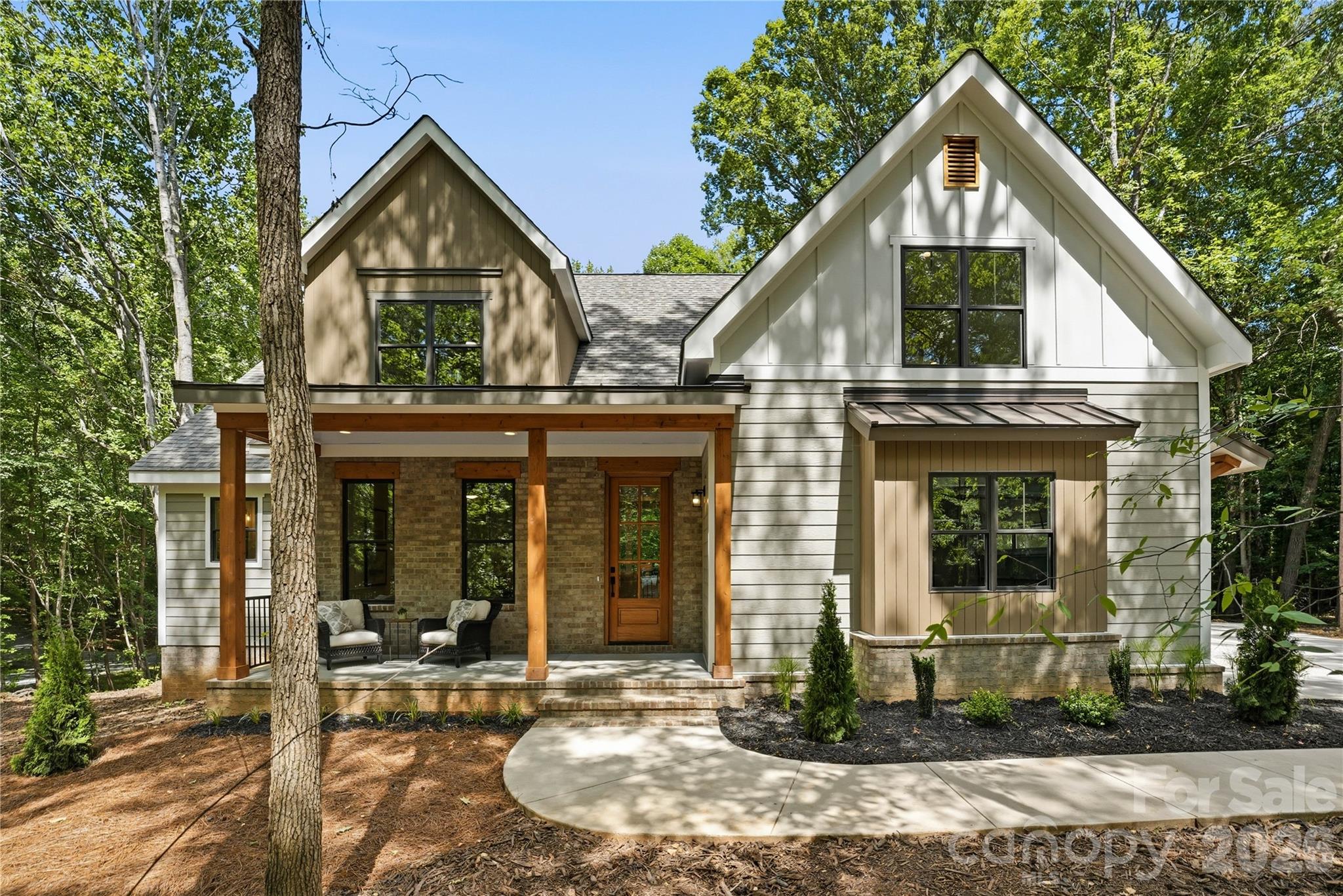 1701 Beechwood Lane