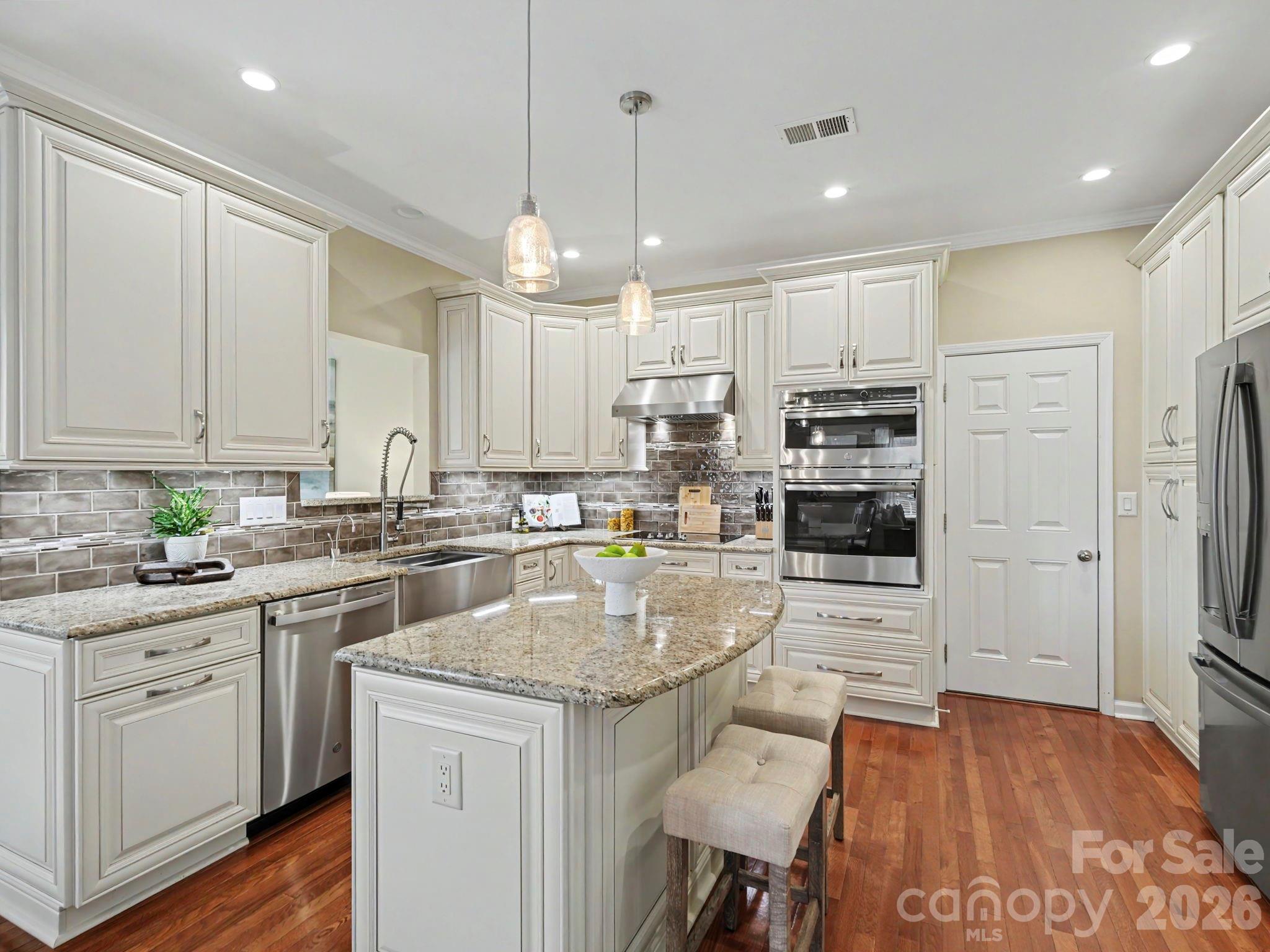 15505 Robsart Court