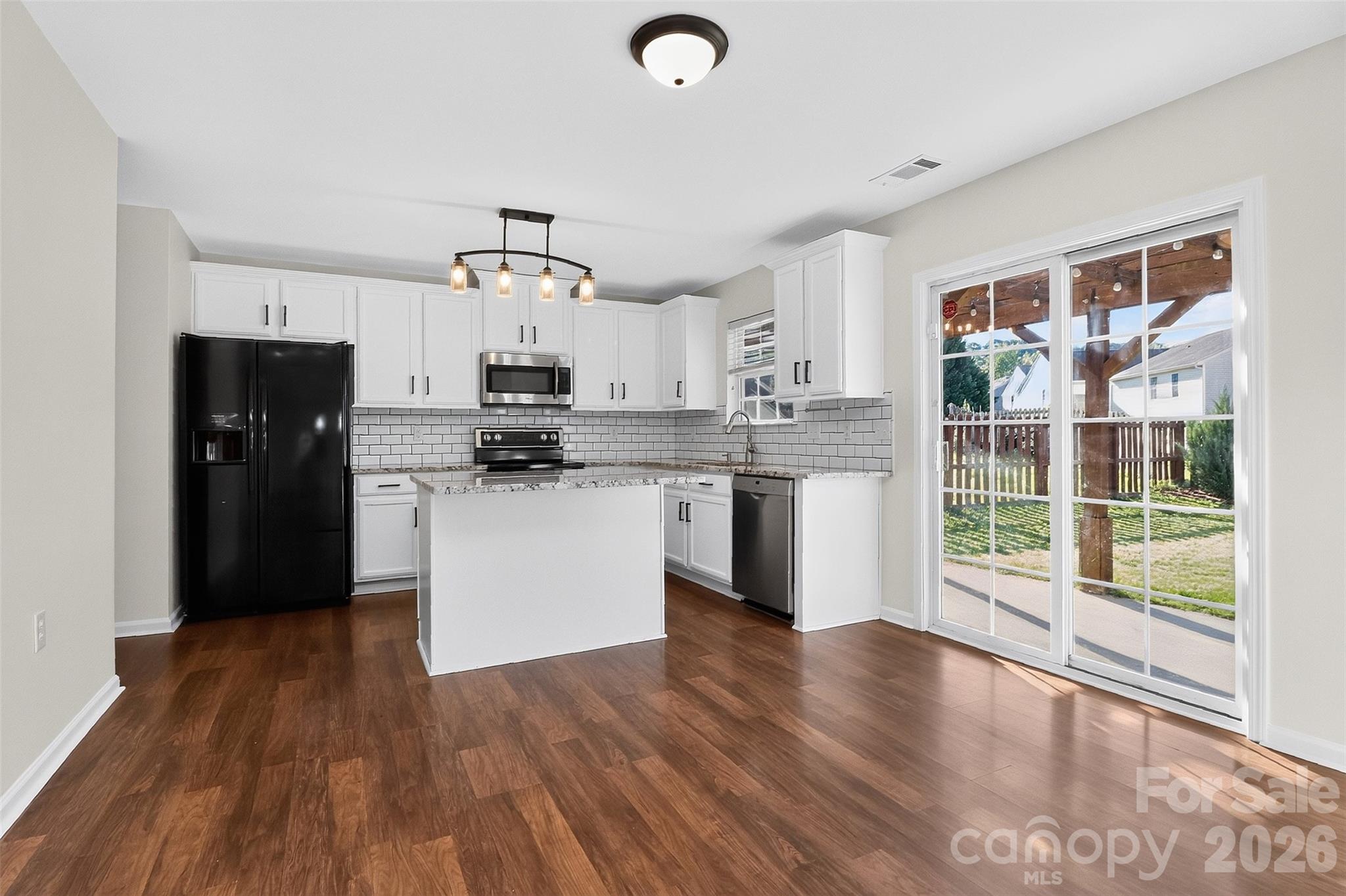 2043 Grimley Lane