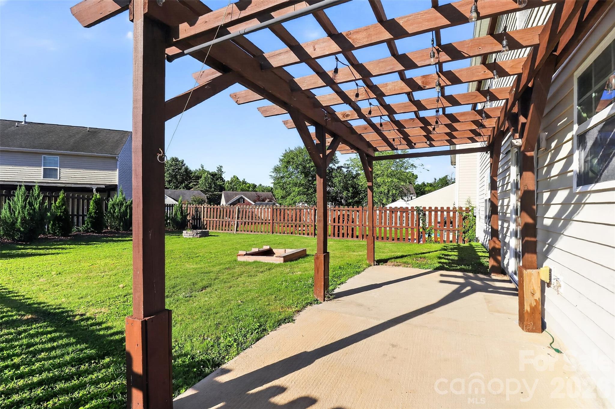 2043 Grimley Lane