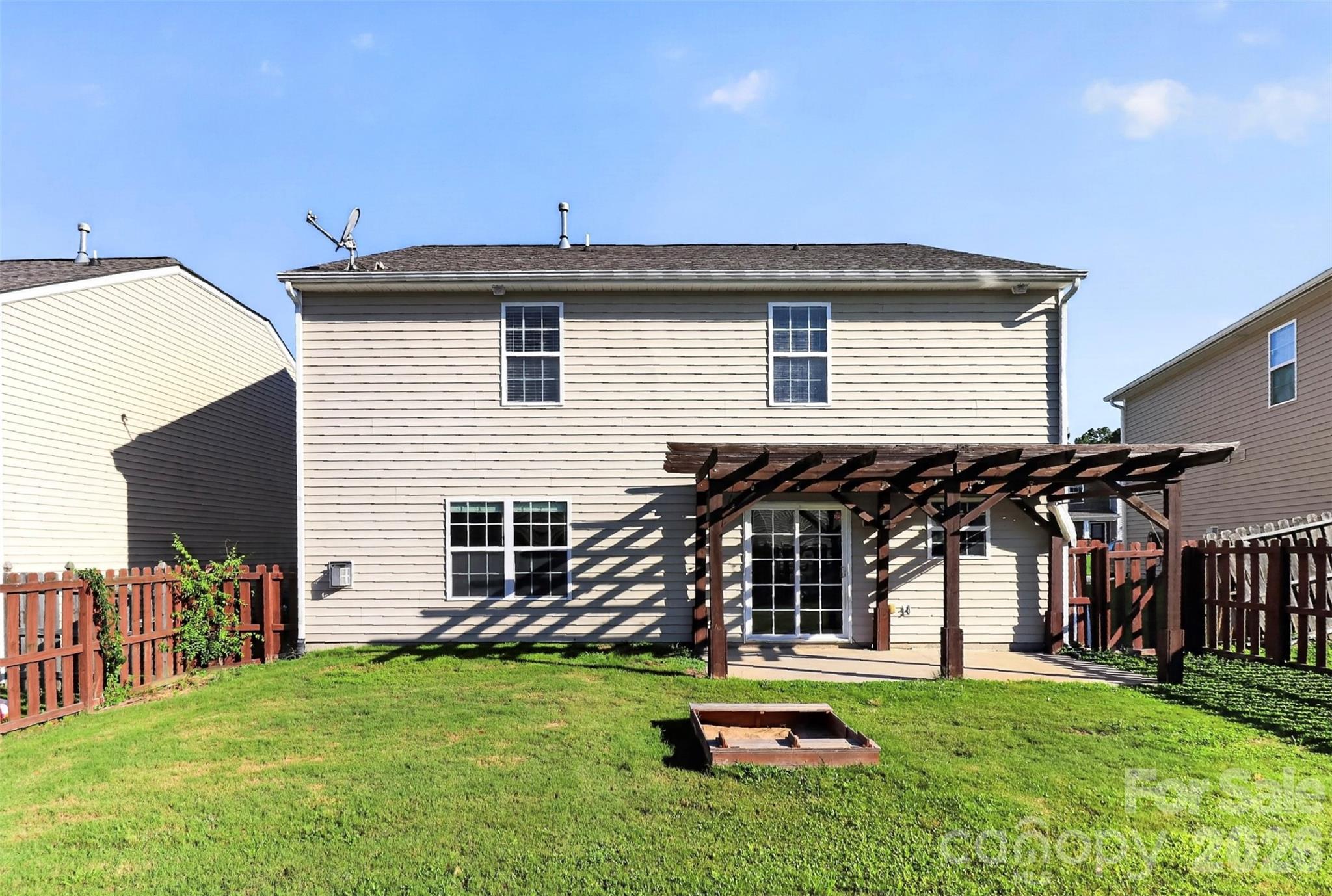 2043 Grimley Lane