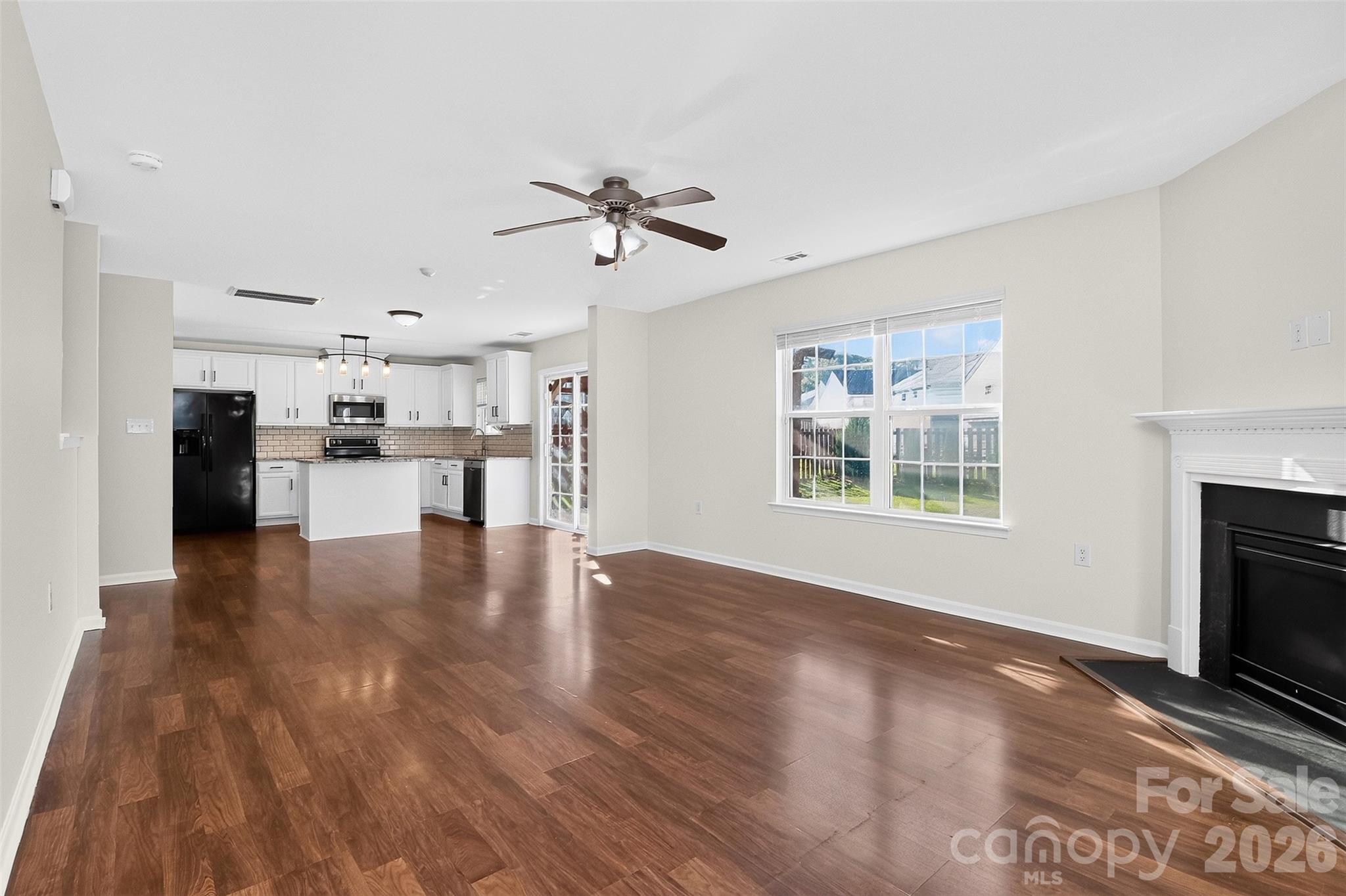 2043 Grimley Lane