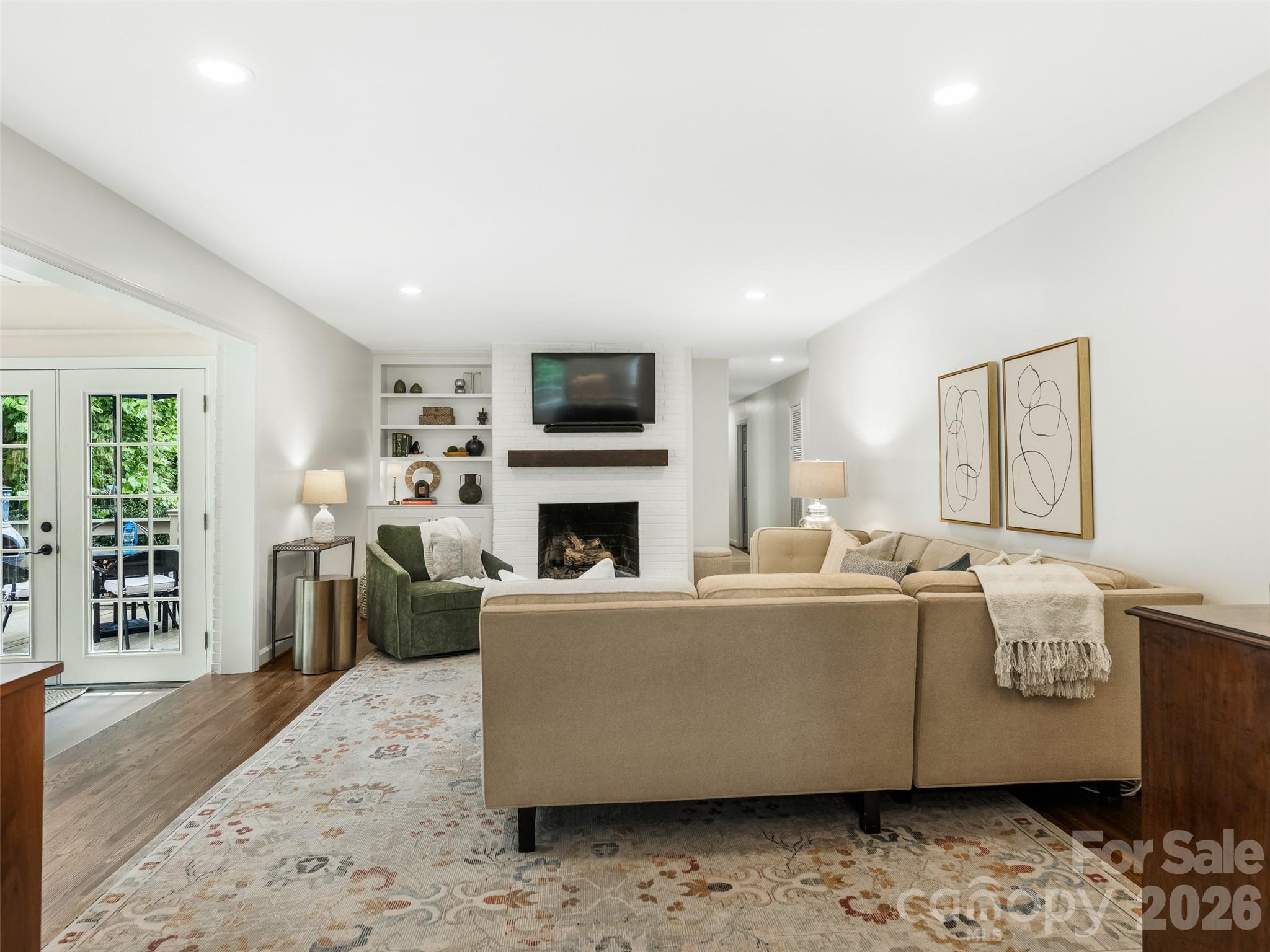 1301 E Barden Road