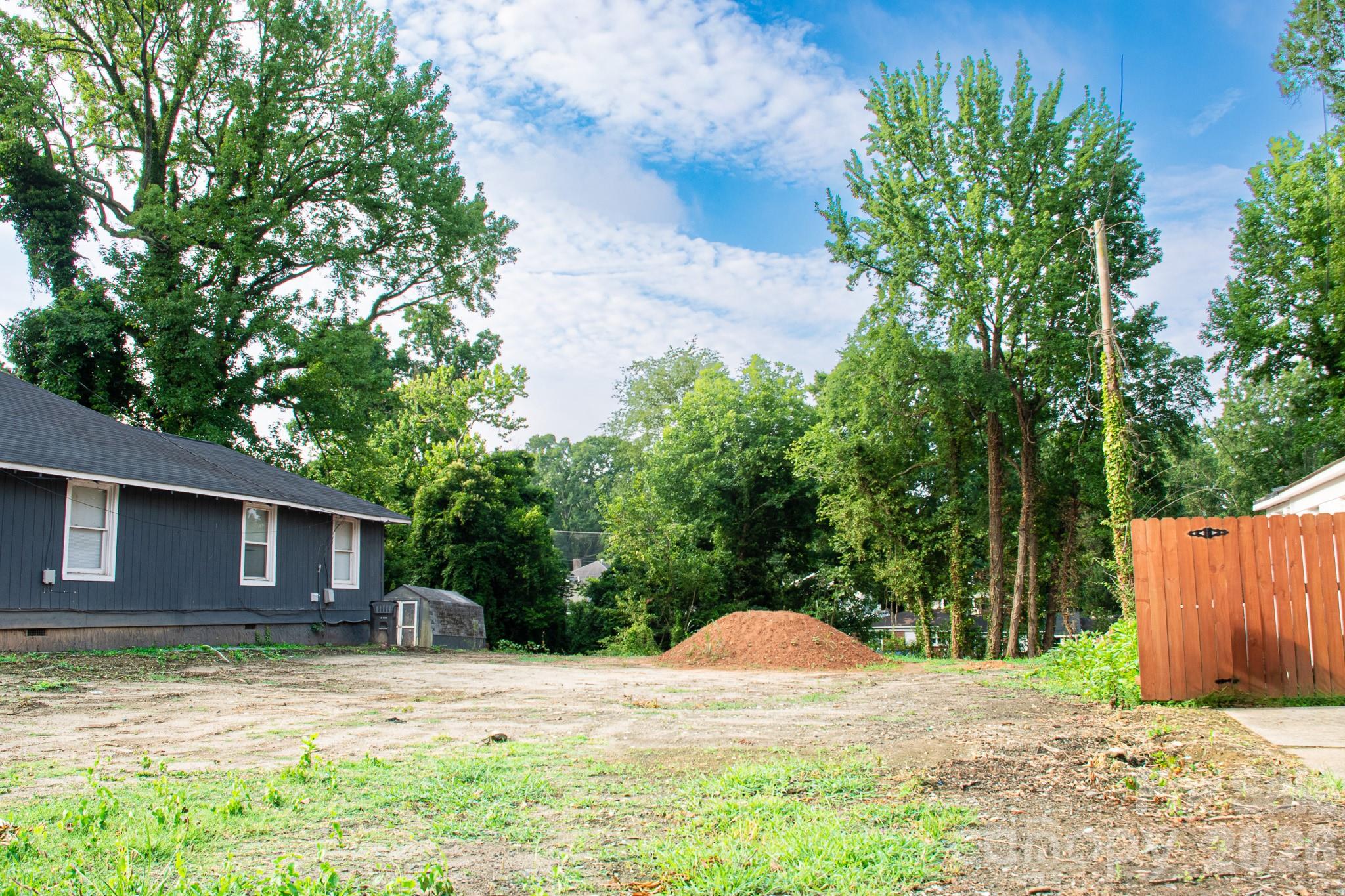 2321 Dundeen Street Unit: 4