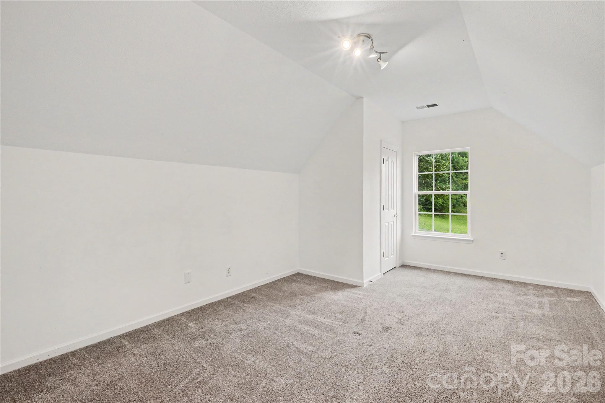 2823 Forest Grove Court