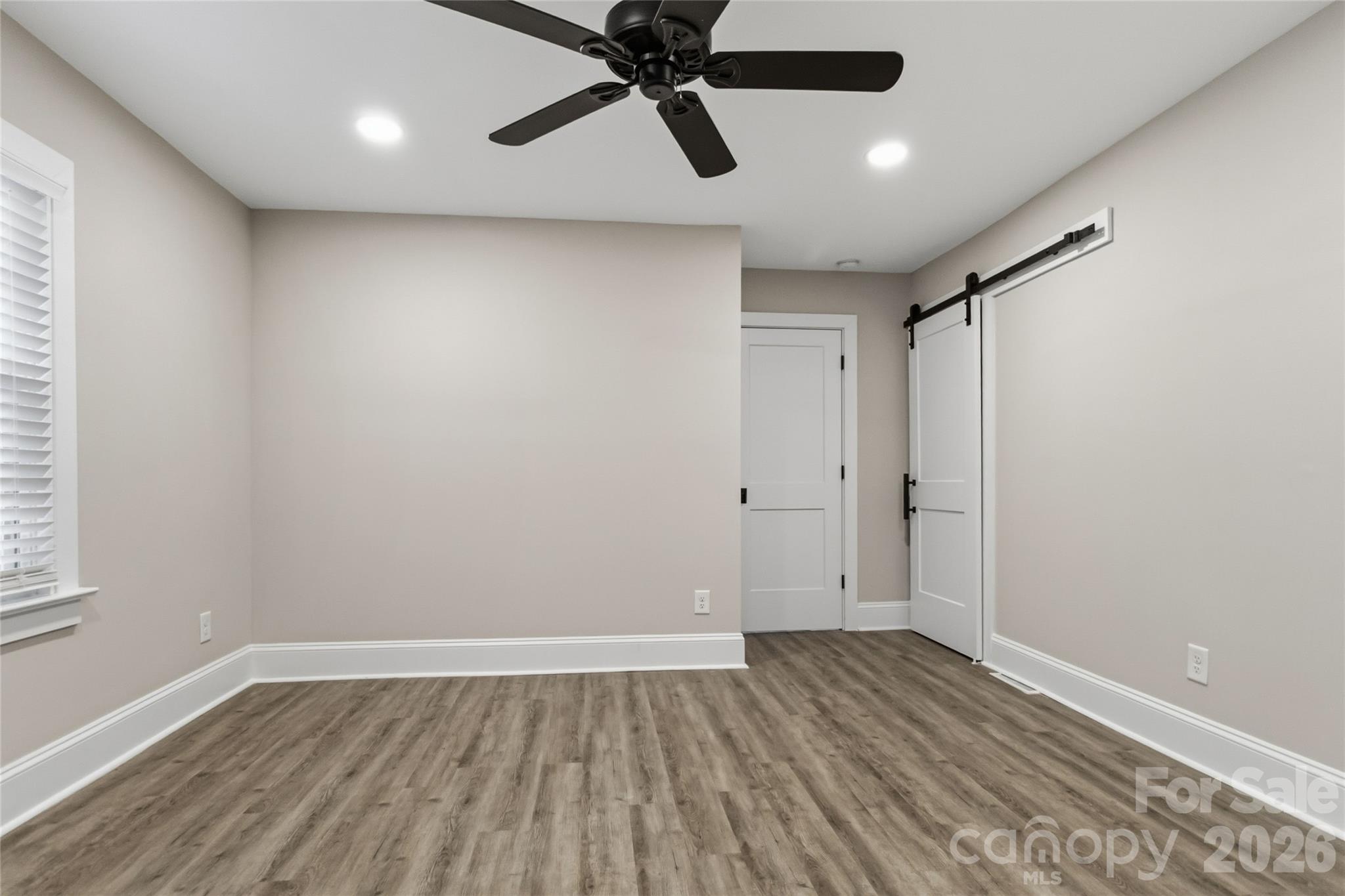 201 W Elm Street