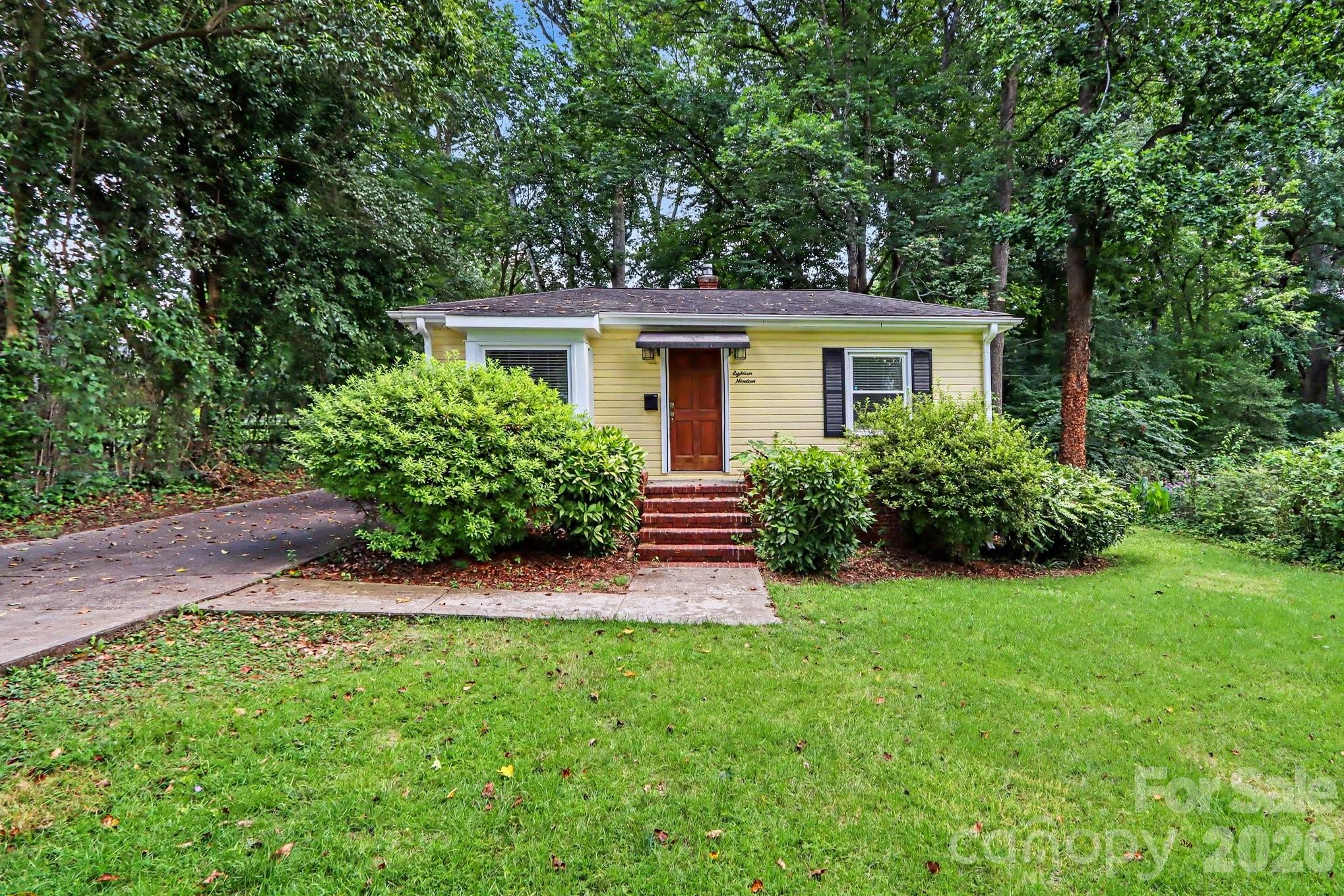 1819 Arnold Drive