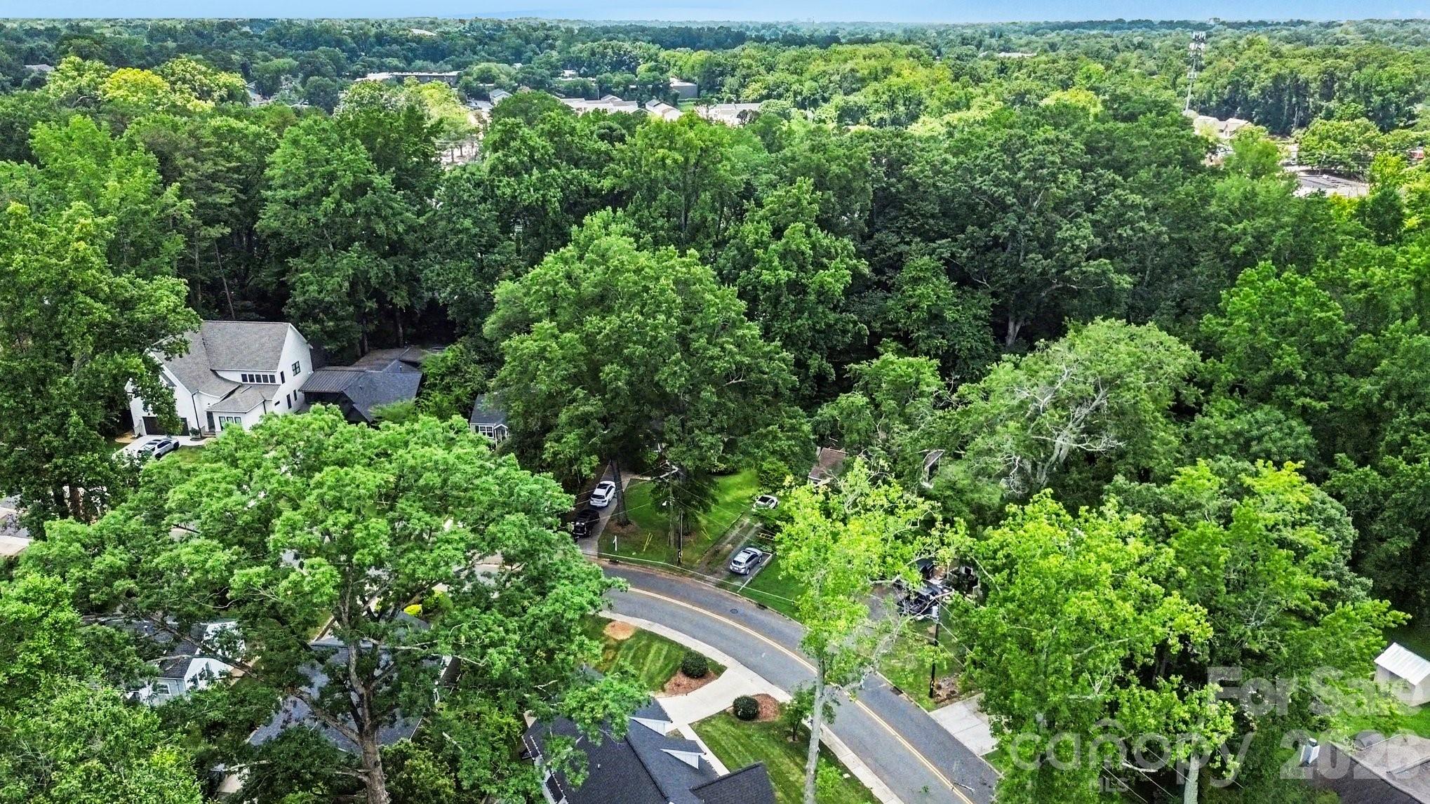 1819 Arnold Drive